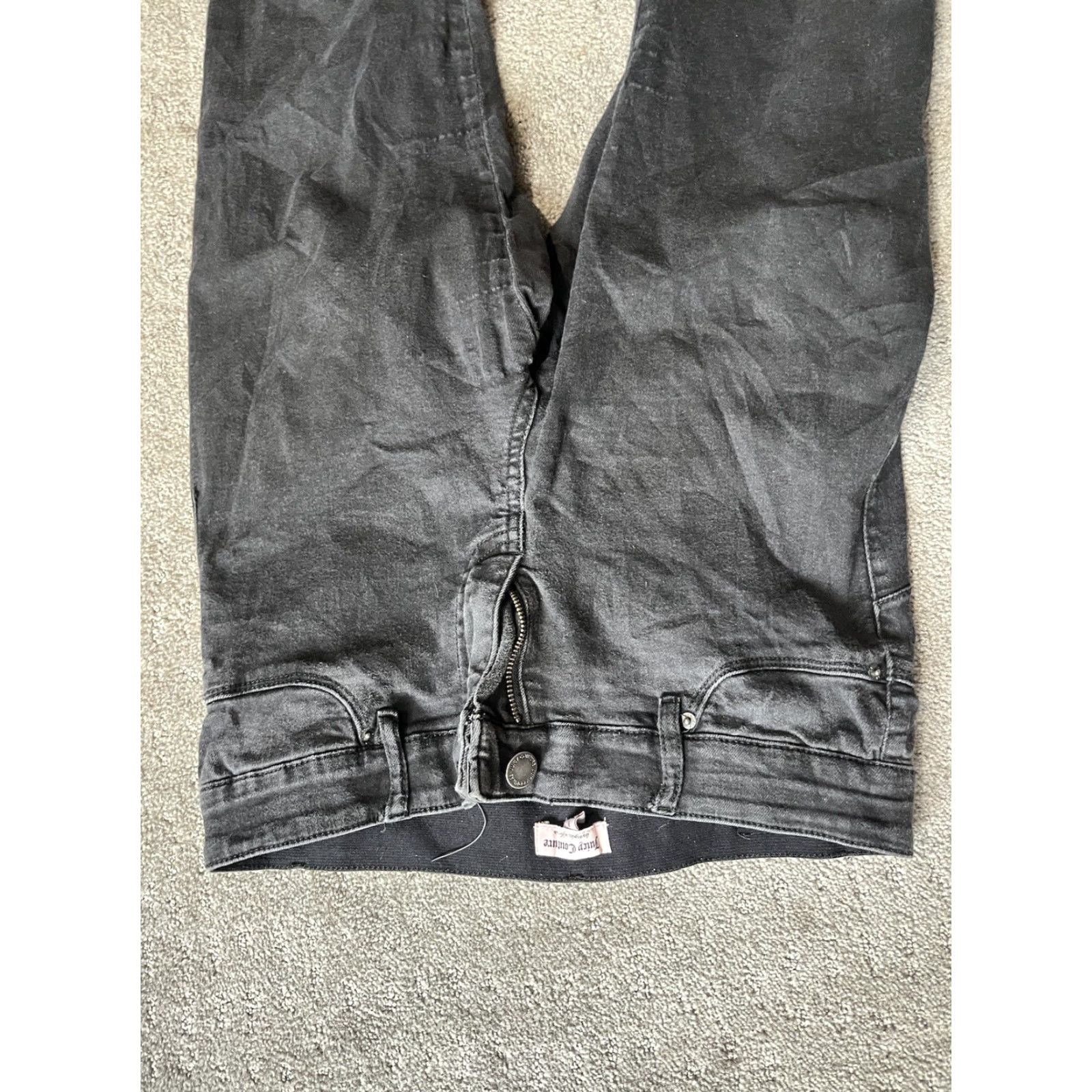 Juicy Couture VINTAGE Juicy Couture Capri Jeans Women Black Size 8 Denim Button 90s Logo Slim Capris Size 30" / US 8 / IT 44 - 4 Thumbnail