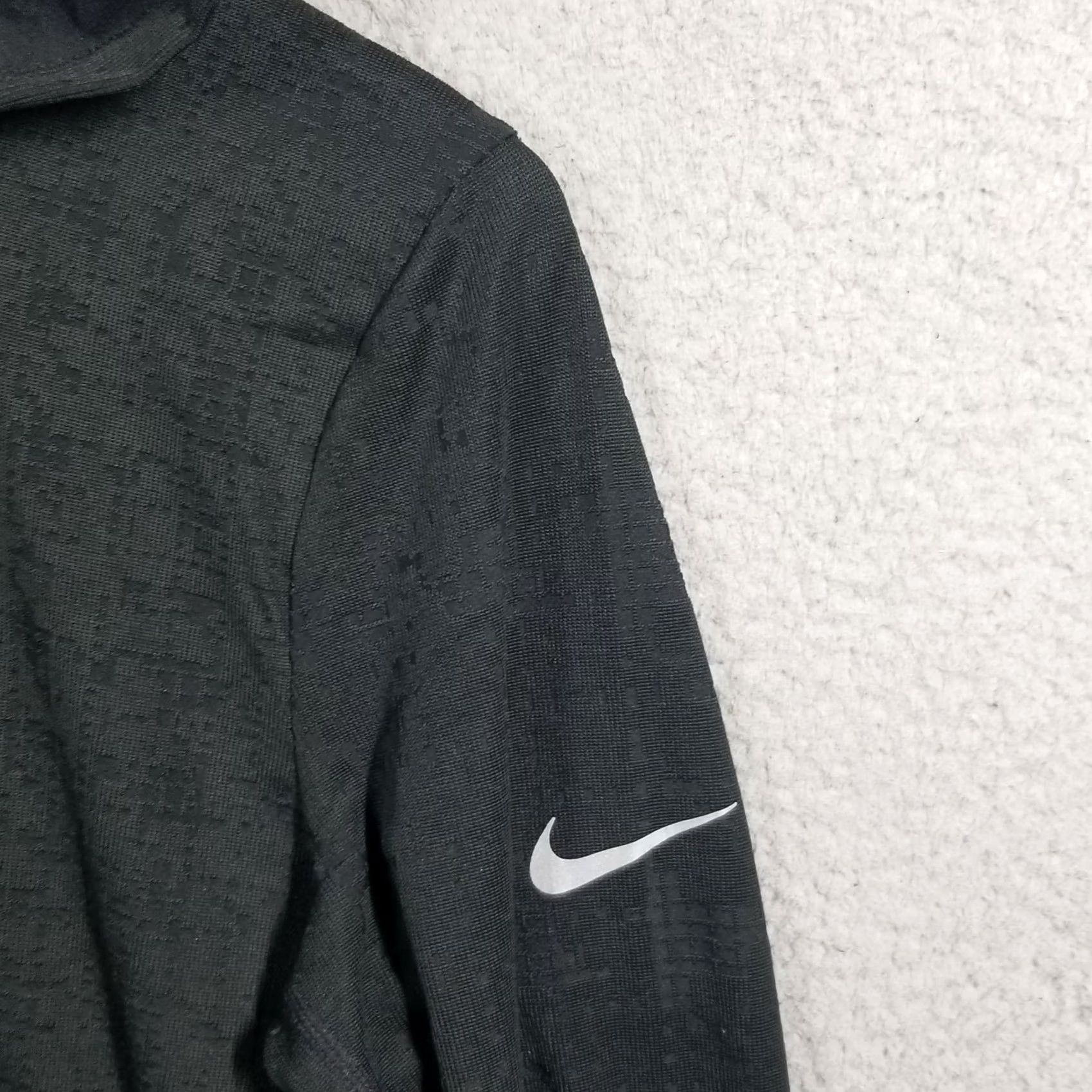 Nike Nike Therma-Fit ADV Run Division Thermal Training Hoodie Women M Black Athletic Pullover Hooded Insulated Moisture Wicking Logo Reflective DD6791-010 Size M / US 6-8 / IT 42-44 - 4 Thumbnail