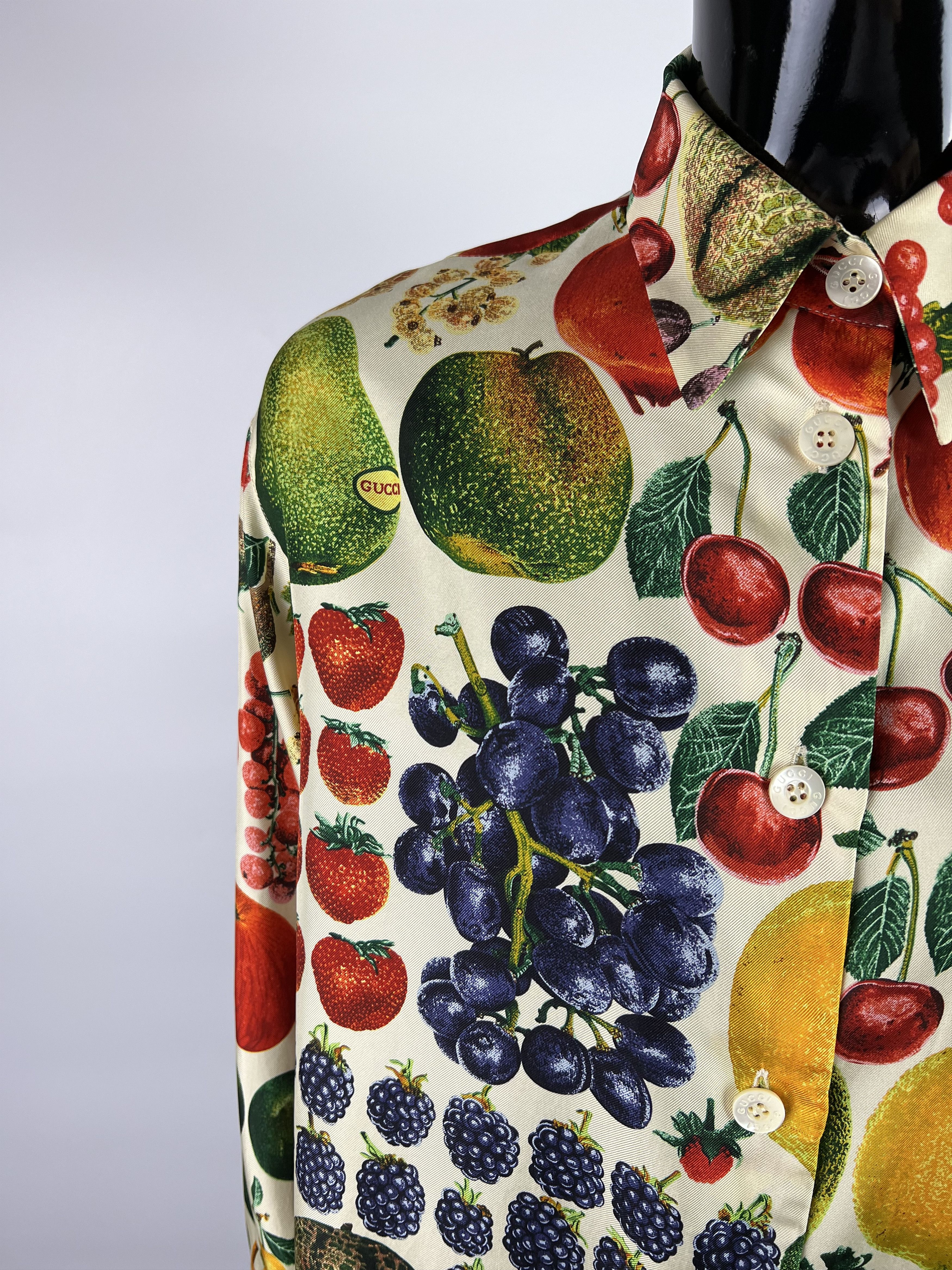 Gucci 90s Ultra Rare Vtg Gucci Tom Ford Era Silk Shirt Size 40 Size S / US 4 / IT 40 - 8 Thumbnail