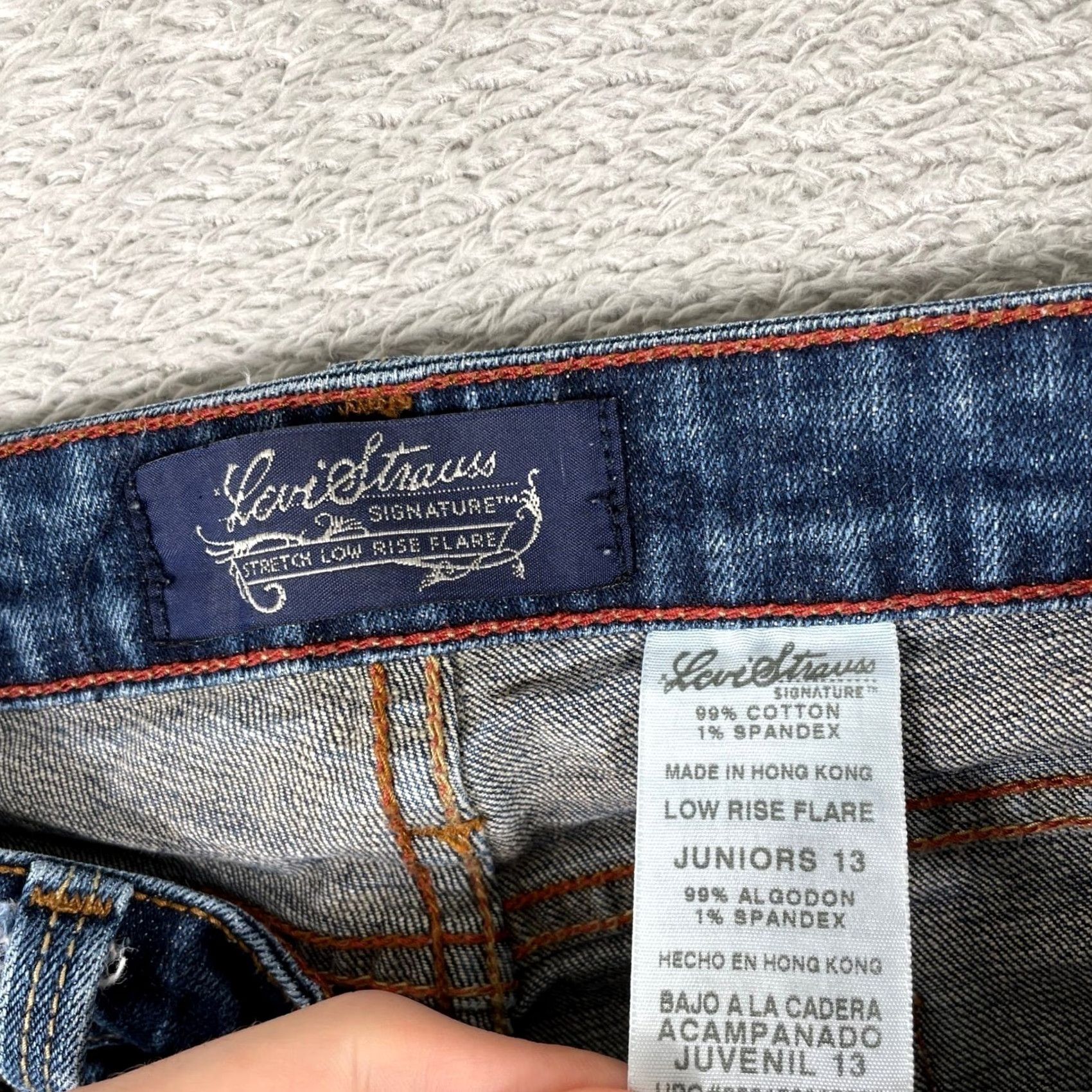 Vintage VINTAGE Levi's Flare Jeans Womens 13 Blue Low Rise Button Fly Distressed 5-Pocket Denim Jeans Size 34" / US 12 / IT 48 - 3 Thumbnail