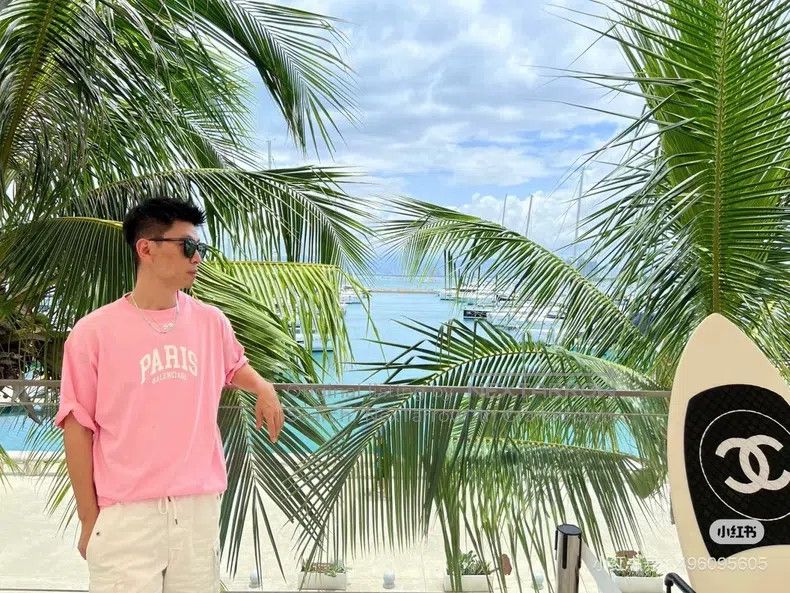 Balenciaga Balenciaga Pink Short-Sleeve T-Shirt Size US XS / EU 42 / 0 - 7 Thumbnail