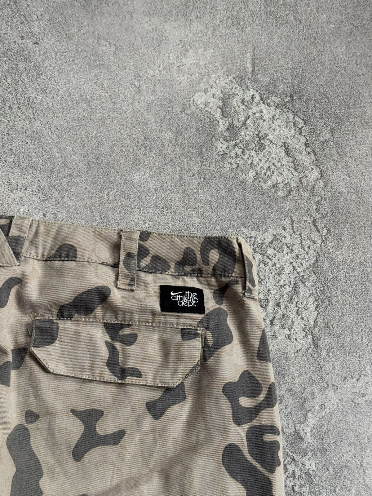 Nike Nike M/size camouflage cargo shorts 🩳 casual Size US 32 / EU 48 - 15 Thumbnail