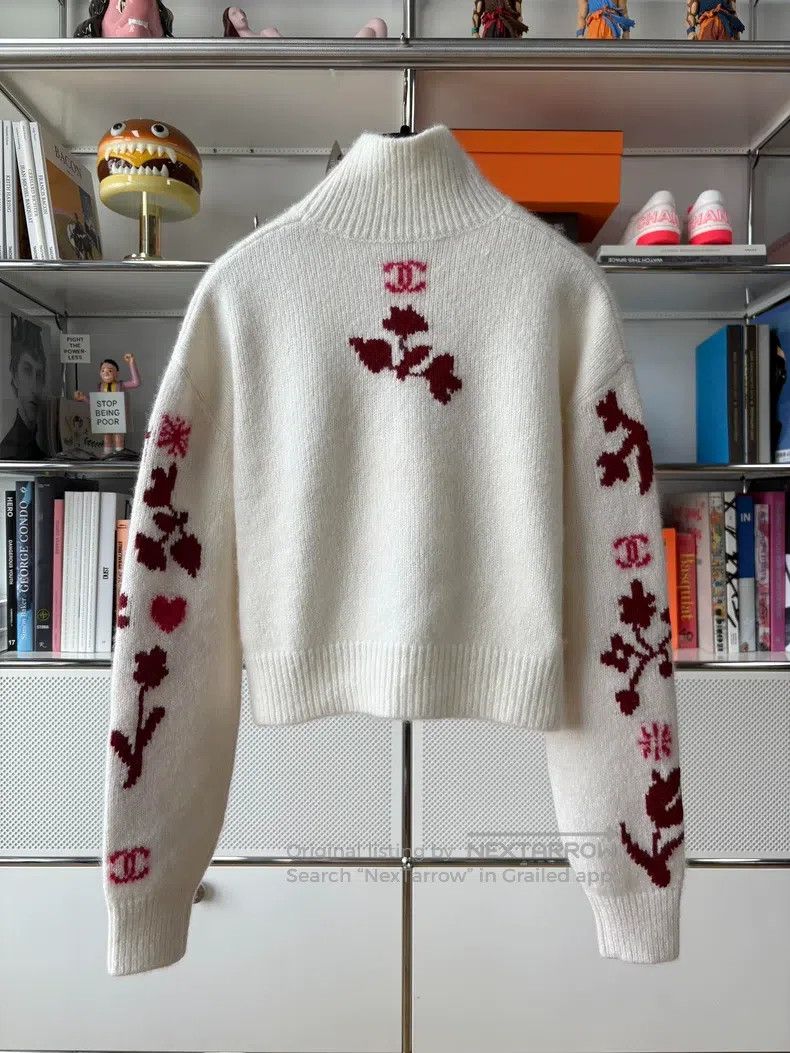 Chanel Chanel Ski Series White Flower Turtleneck Cashmere Sweater Size XS / US 0-2 / IT 36-38 - 3 Thumbnail