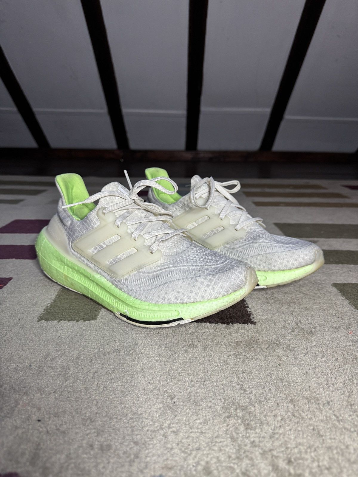 Adidas Adidas Ultra Boost Light Size US 10 / IT 40 - 1 Thumbnail