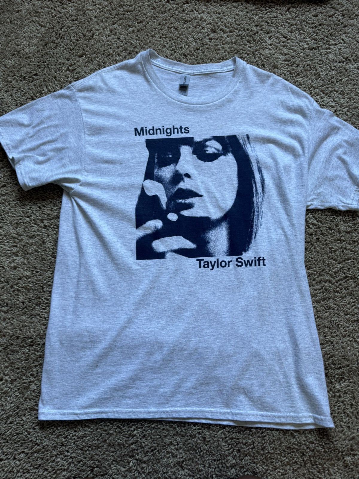 Vintage Taylor Swift Midnights Vintage Tee Size US L / EU 52-54 / 3 - 2 Thumbnail