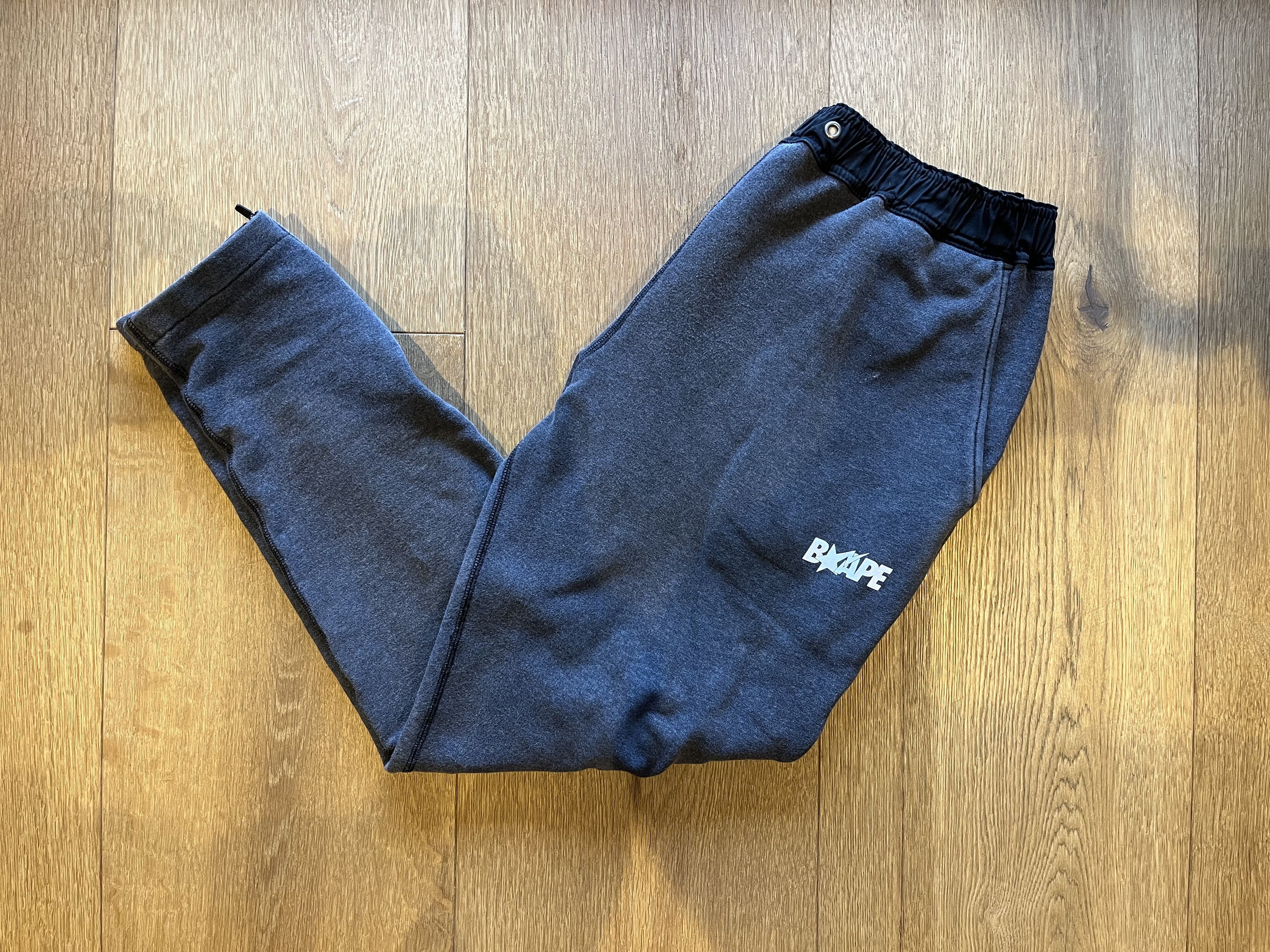 Bape Bape Sweat Pants Size US 32 / EU 48 - 1 Thumbnail