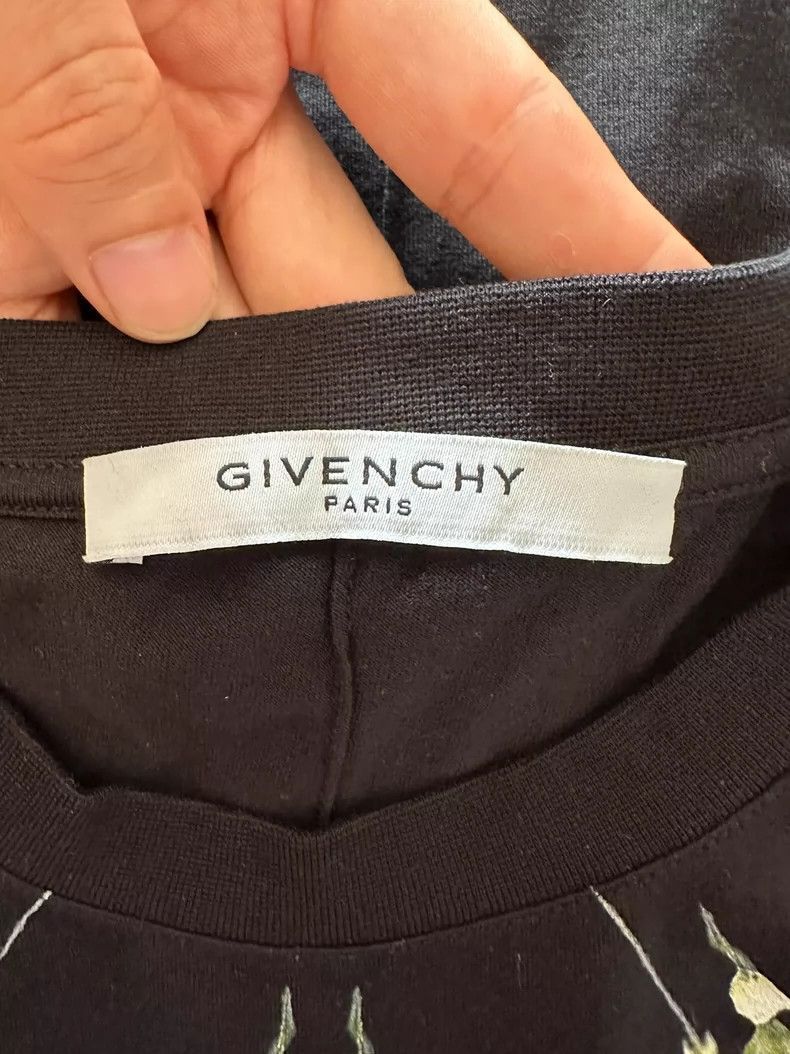 Givenchy Givenchy Givenchy Virgin Mary AllOver Star Petal Short Sle Size US S / EU 44-46 / 1 - 3 Thumbnail