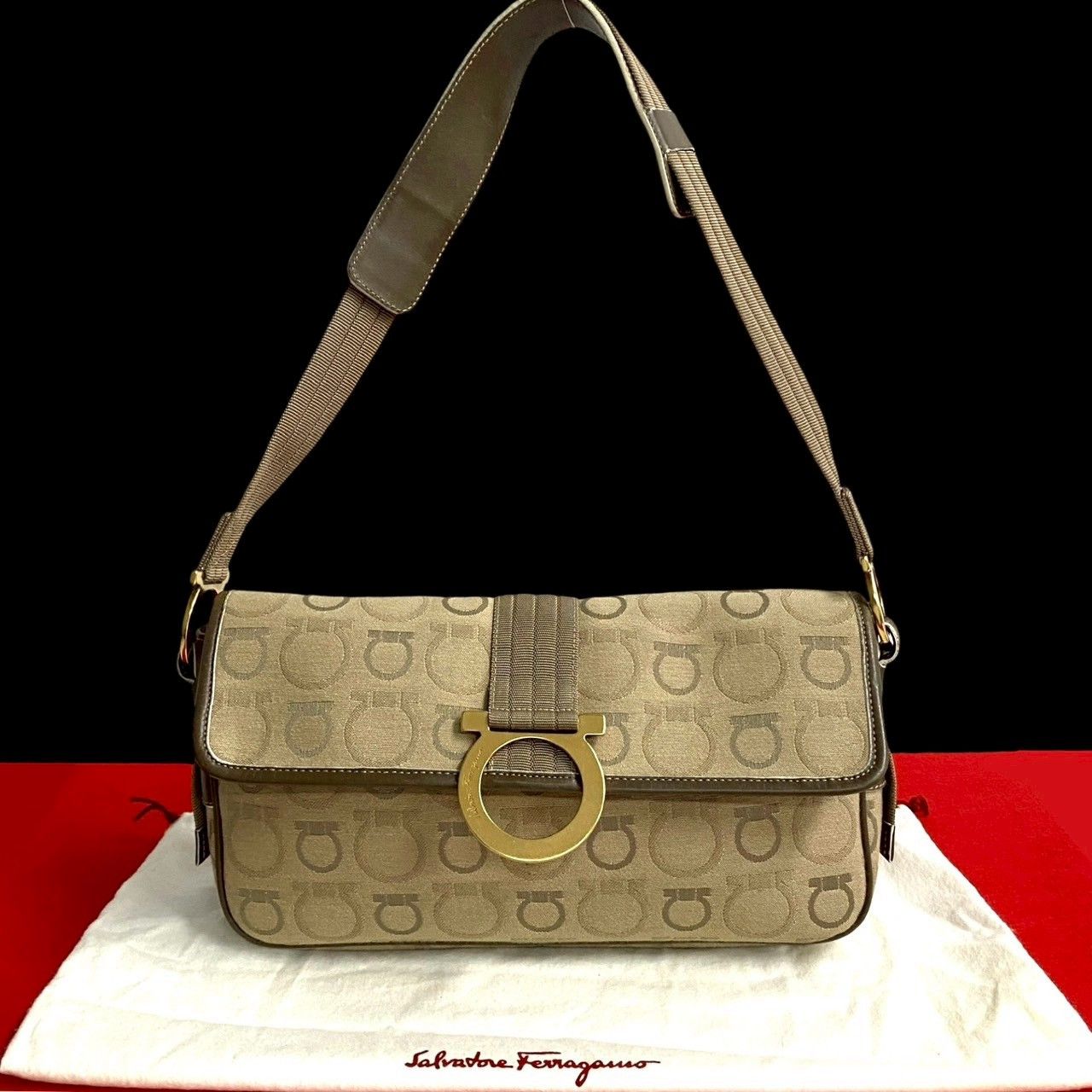 Salvatore Ferragamo Salvatore Ferragamo Gancini Canvas Leather Shoulder Bag Canvas Shoulder Bag in Brown, Women's