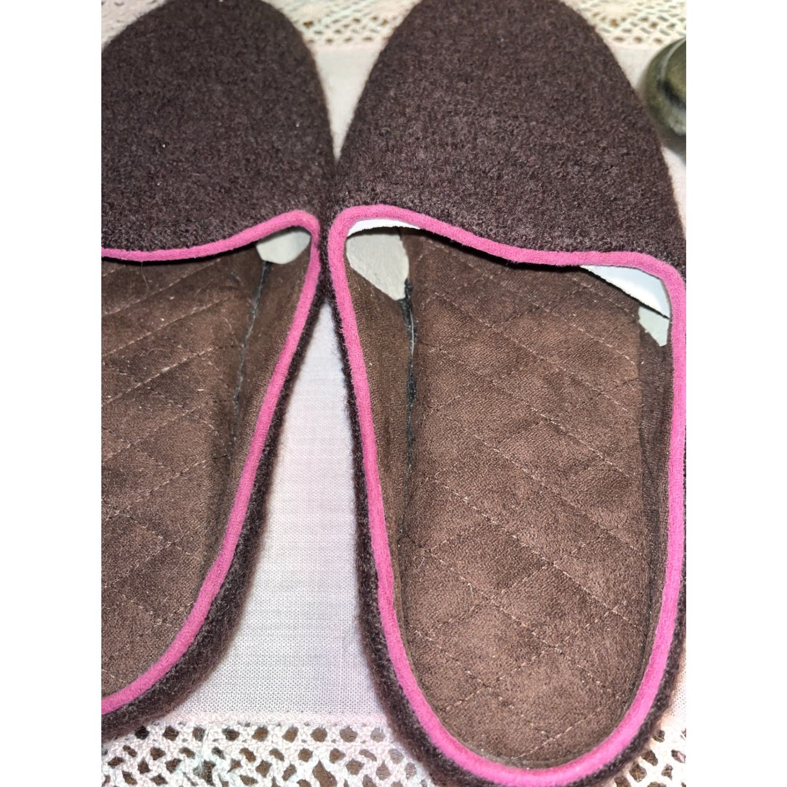 Lands' End Lands' End Women's Slide Slippers Size 6 Brown Pink Rim Soft Fabric Size US 6 / IT 36 - 5 Thumbnail