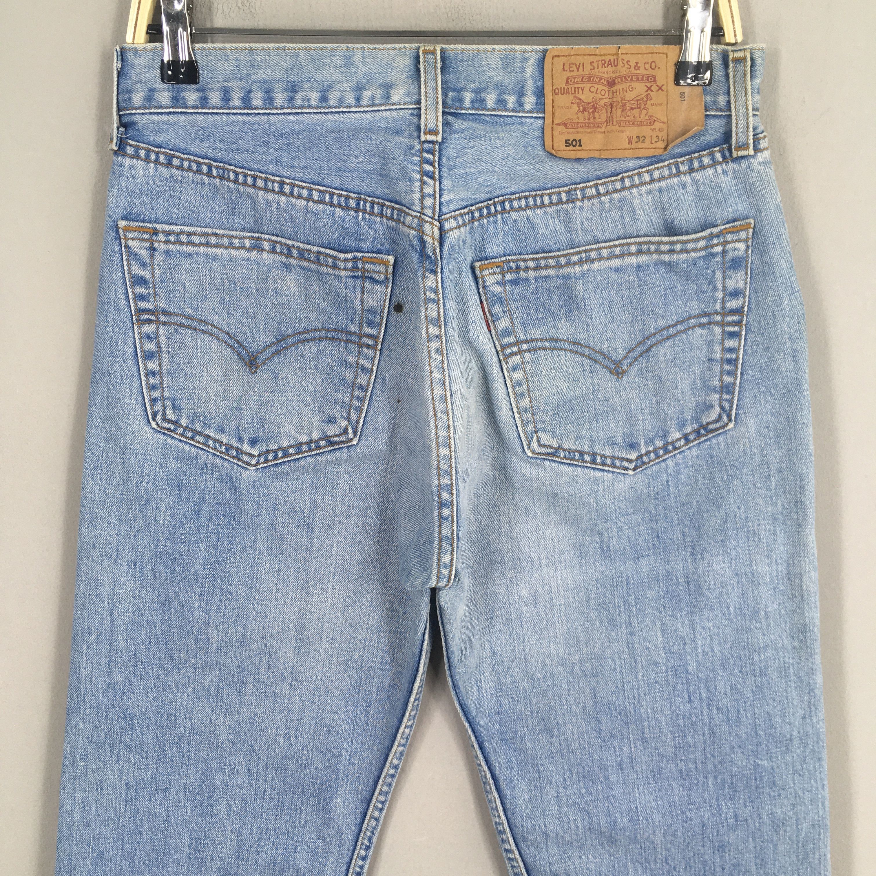 Levi's Size 30x30 Vintage 90s Levi's 501 Faded Blue Jeans S856 Size US 30 / EU 46 - 9 Thumbnail