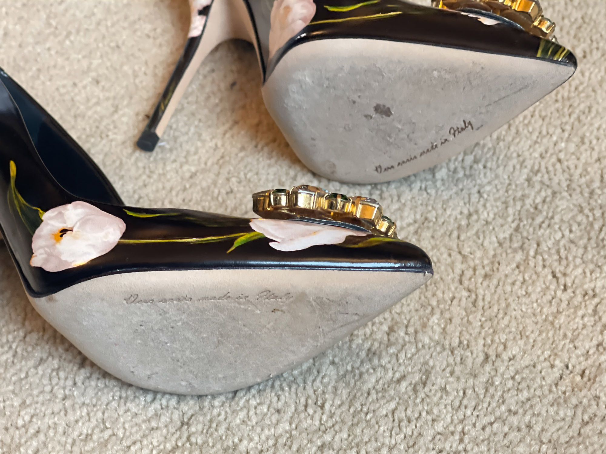 Dolce & Gabbana Celeb Owned | D&G 2016 Runway Tulip Bellucci Pumps + Box Size US 7 / IT 37 - 4 Thumbnail