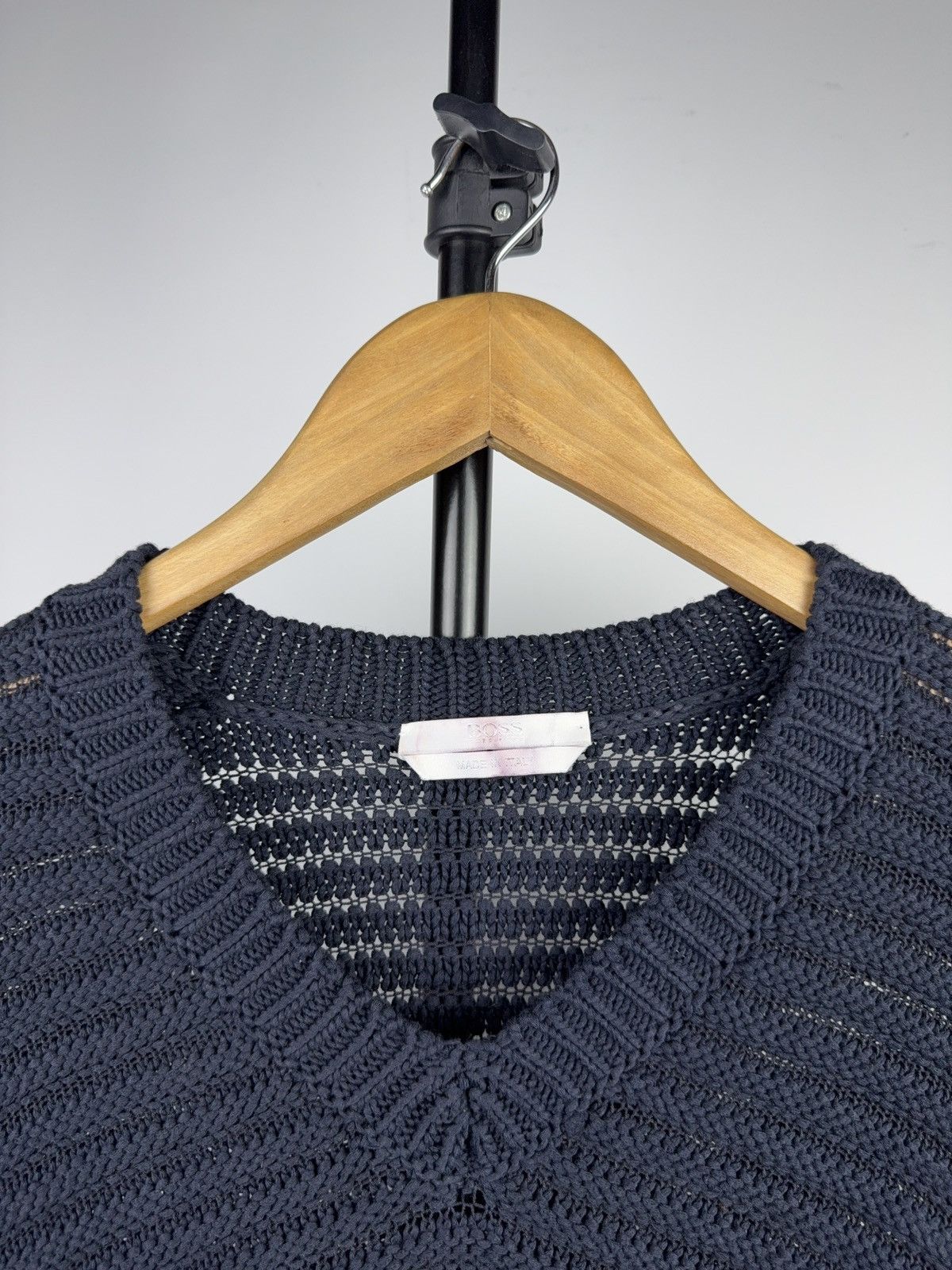 Hugo Boss Luxury Hugo Boss Italy Textured Open Knit Sweater Navy Size US S / EU 44-46 / 1 - 3 Thumbnail