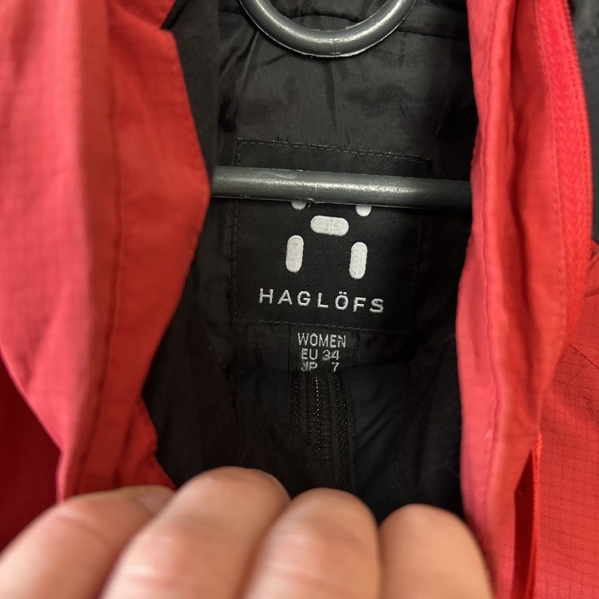Haglofs Womens Haglofs Small logo outdoor Gorpcore waterproof jacket Size S / US 4 / IT 40 - 14 Thumbnail