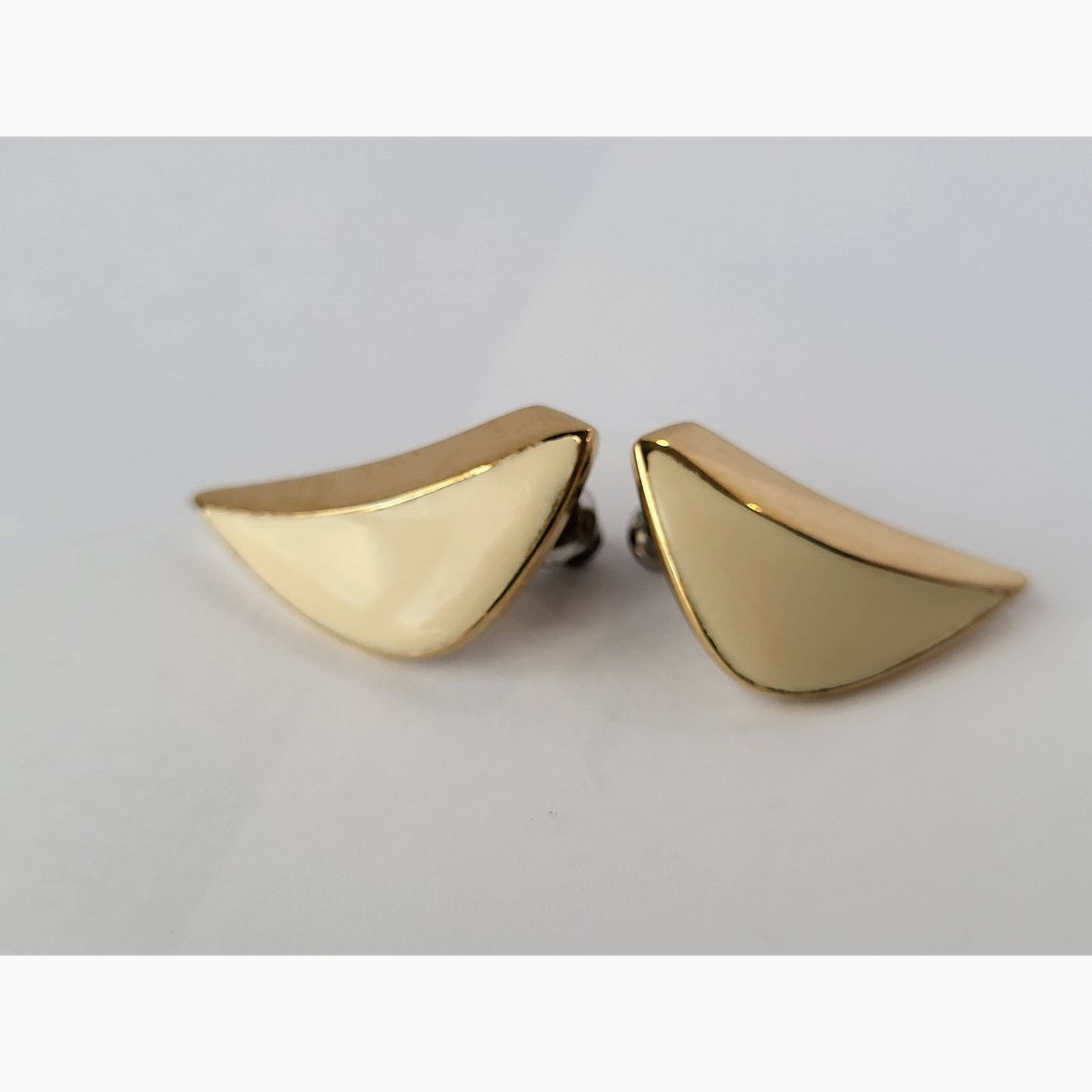 Monet Vintage Monet Pierced Earrings Chevron Shape Cream Gold Size ONE SIZE - 1 Thumbnail