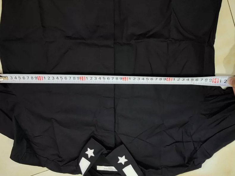 Givenchy Givenchy Black star pattern shirt, XL size, 42 inches, len Size US XL / EU 56 / 4 - 9 Thumbnail