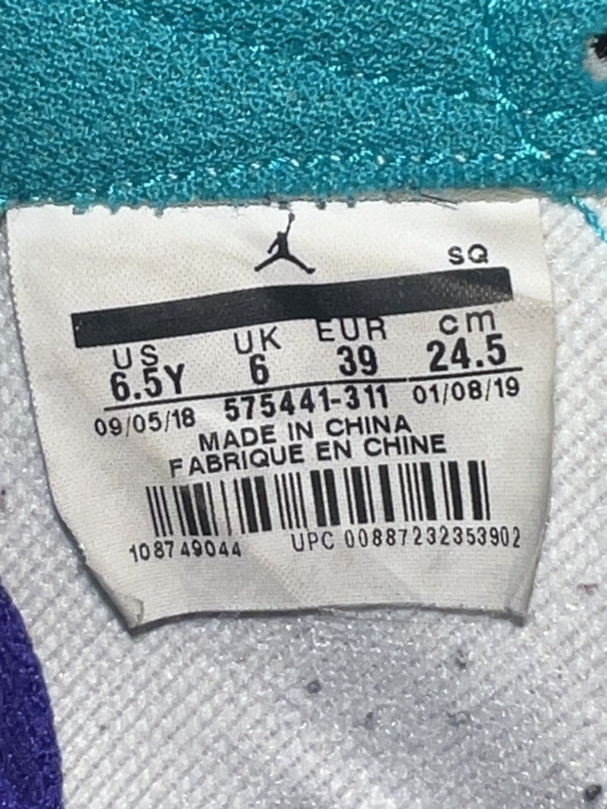 Nike Air Jordan 1 Retro High OG GS Turbo Green size 6.5Y Size US 6.5 / EU 39-40 - 11 Thumbnail