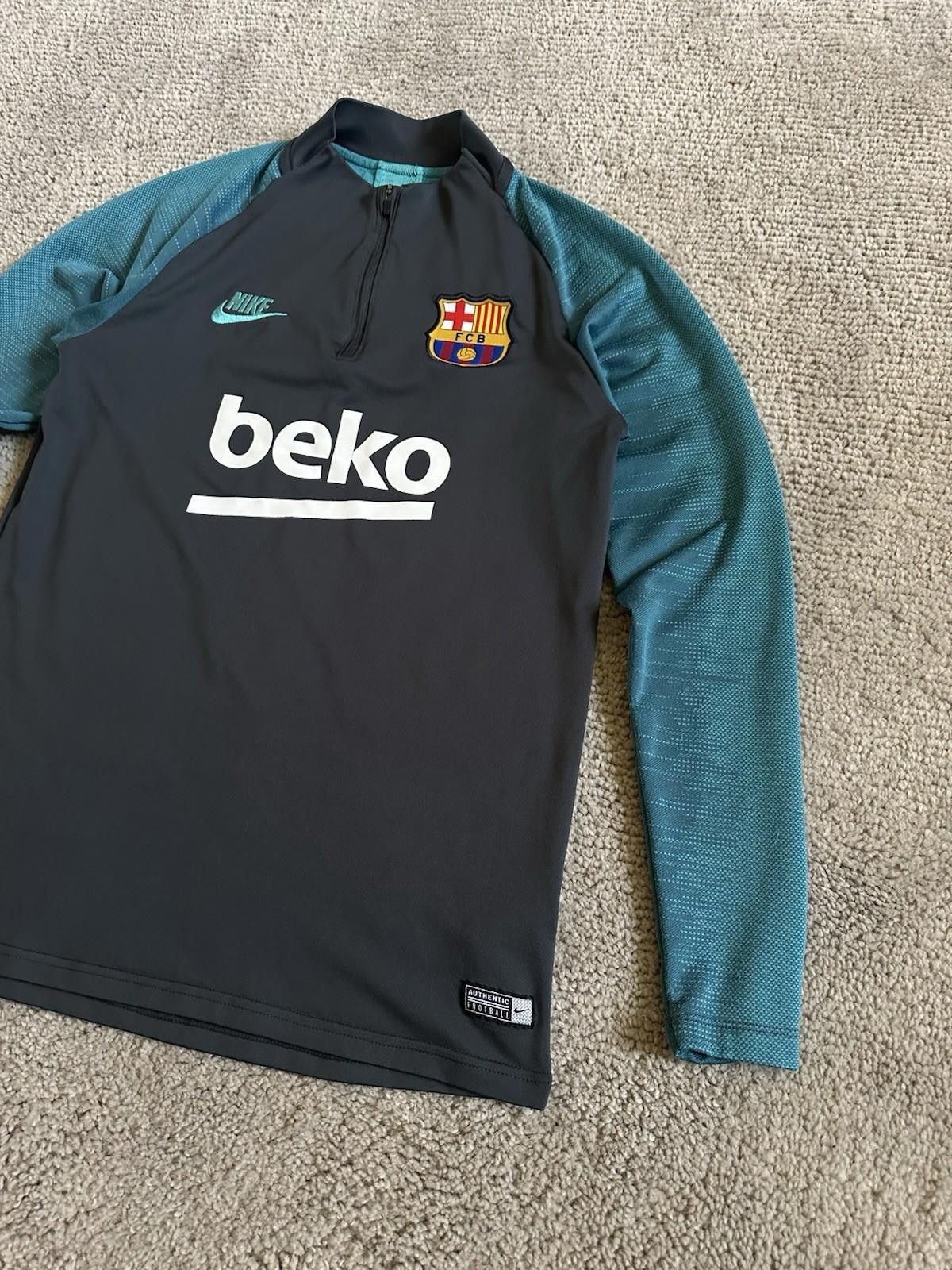 Nike 2019-20 Barcelona Nike 1/4 Zip Football Soccer Training Top Size US S / EU 44-46 / 1 - 3 Thumbnail