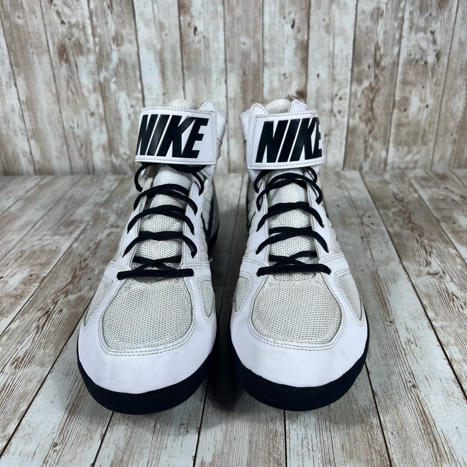 Nike Nike takedown wrestling shoes Mens 12 366640 100 white Size US 12 / EU 45 - 4 Thumbnail
