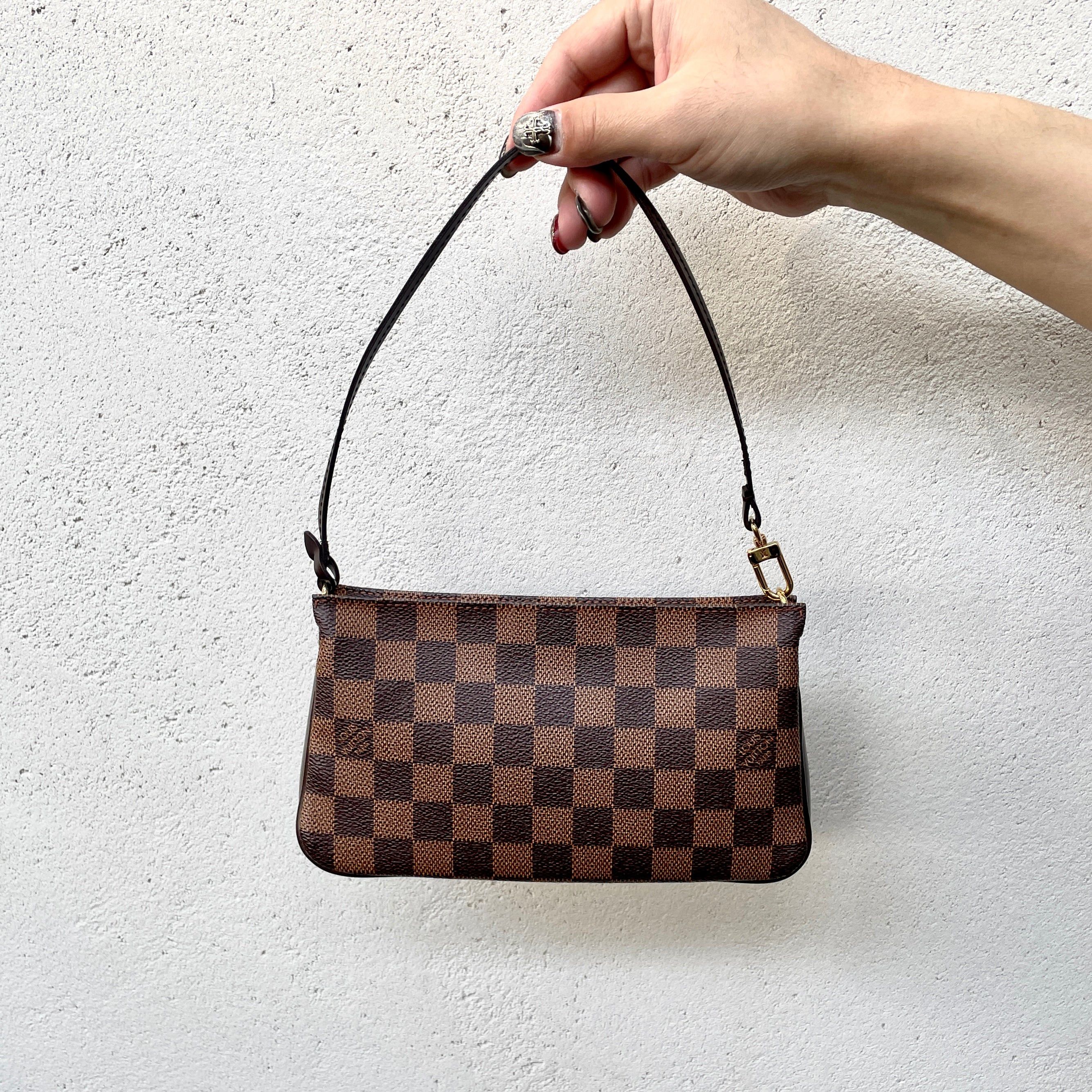 Louis Vuitton Louis Vuitton Damier Navona Accessory Pouch N51983 Size ONE SIZE - 1 Thumbnail