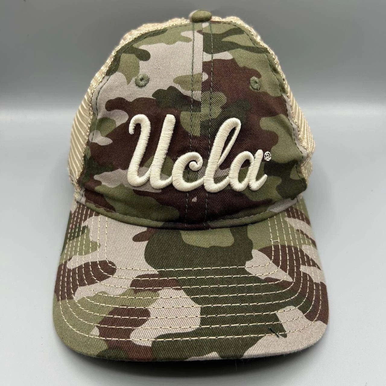 The Game Vintage UCLA Bruins Trucker Hat Men Camo NCAA Snap Back Cap Size ONE SIZE - 1 Thumbnail