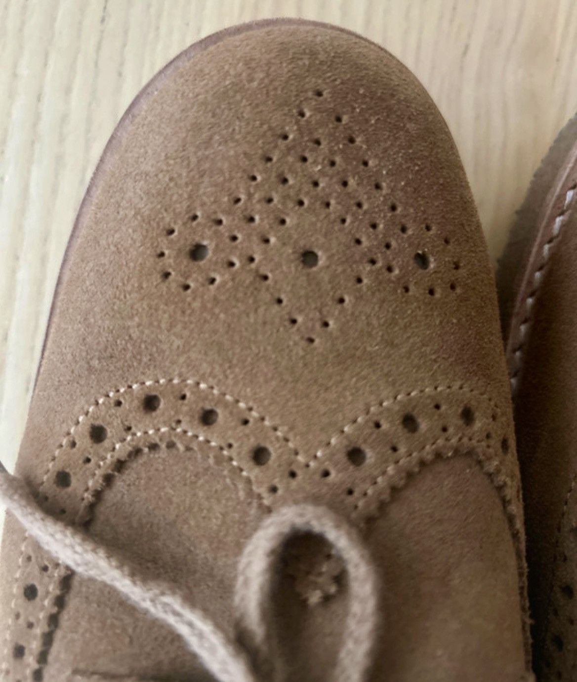 Clarks Clarks Originals Suede Brogues EU42.5 – Brown Wingtip Shoes Size US 9.5 / EU 42-43 - 2 Thumbnail