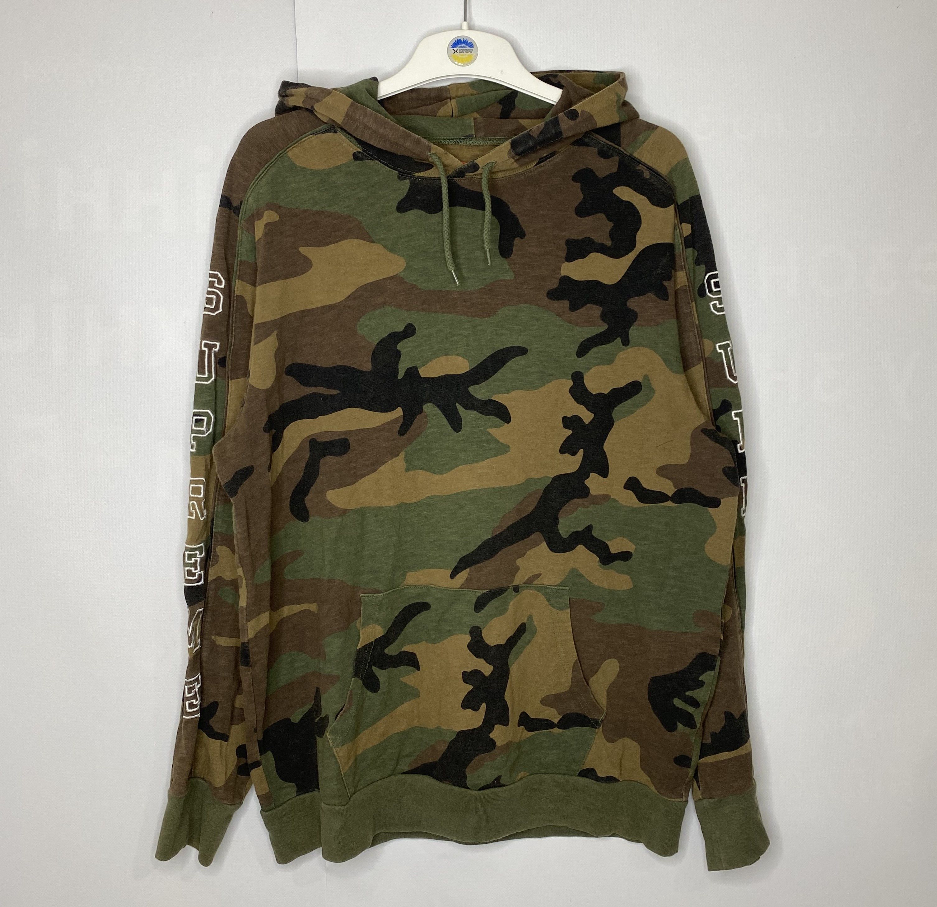 Supreme × Vintage VINTAGE SUPREME BIG LOGO CAMO HOODIE STREET CAMOUFLAGE Size US L / EU 52-54 / 3 - 1 Thumbnail