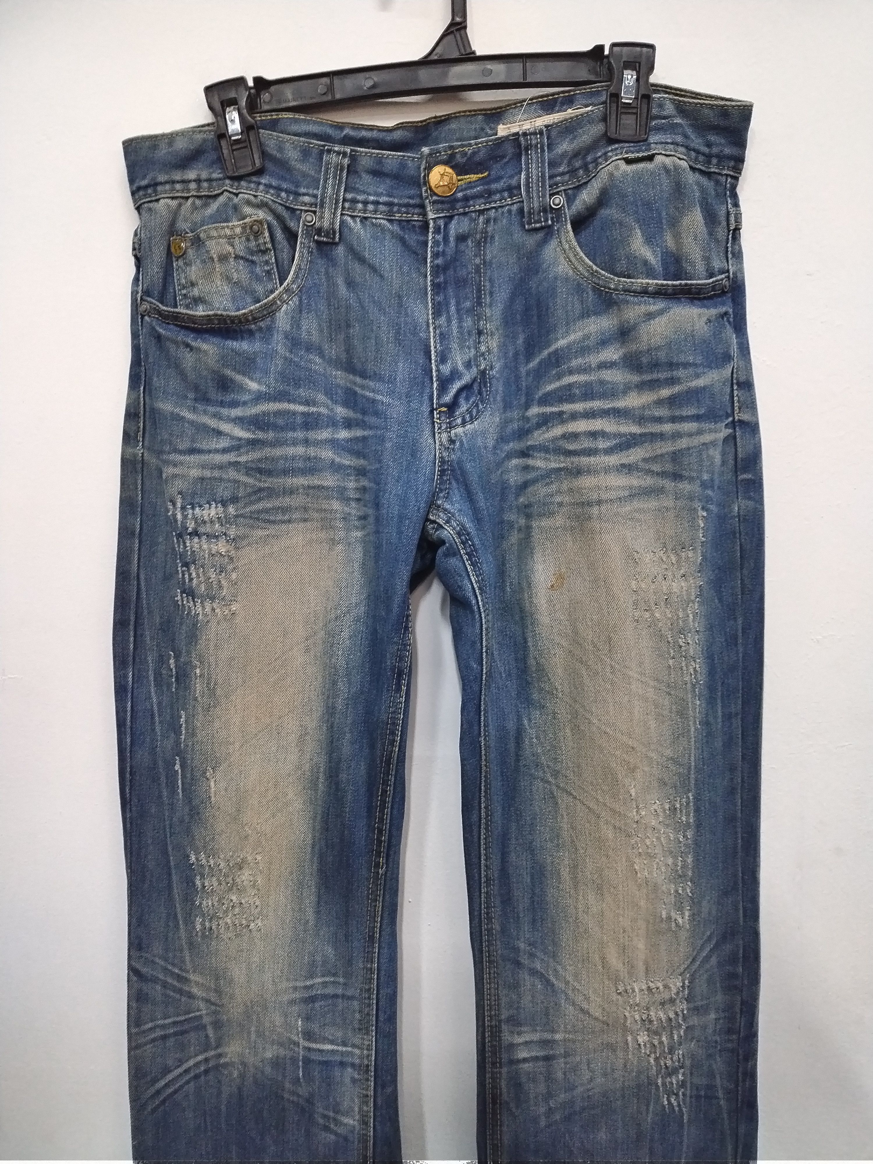 Marvelous patina & Distressed Design A.V.H jeans