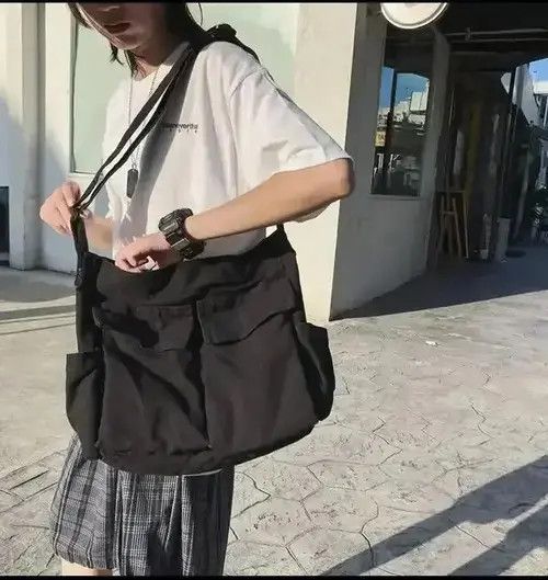 Casual Canvas Messenger Bag in Black, Men's