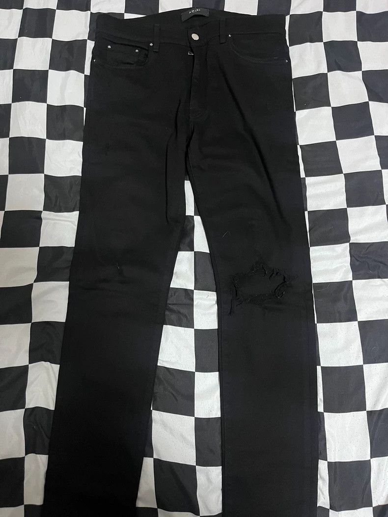 Amiri Amiri One knee destroys jeans 2501-Nextarrow Size US 32 / EU 48 - 1 Thumbnail