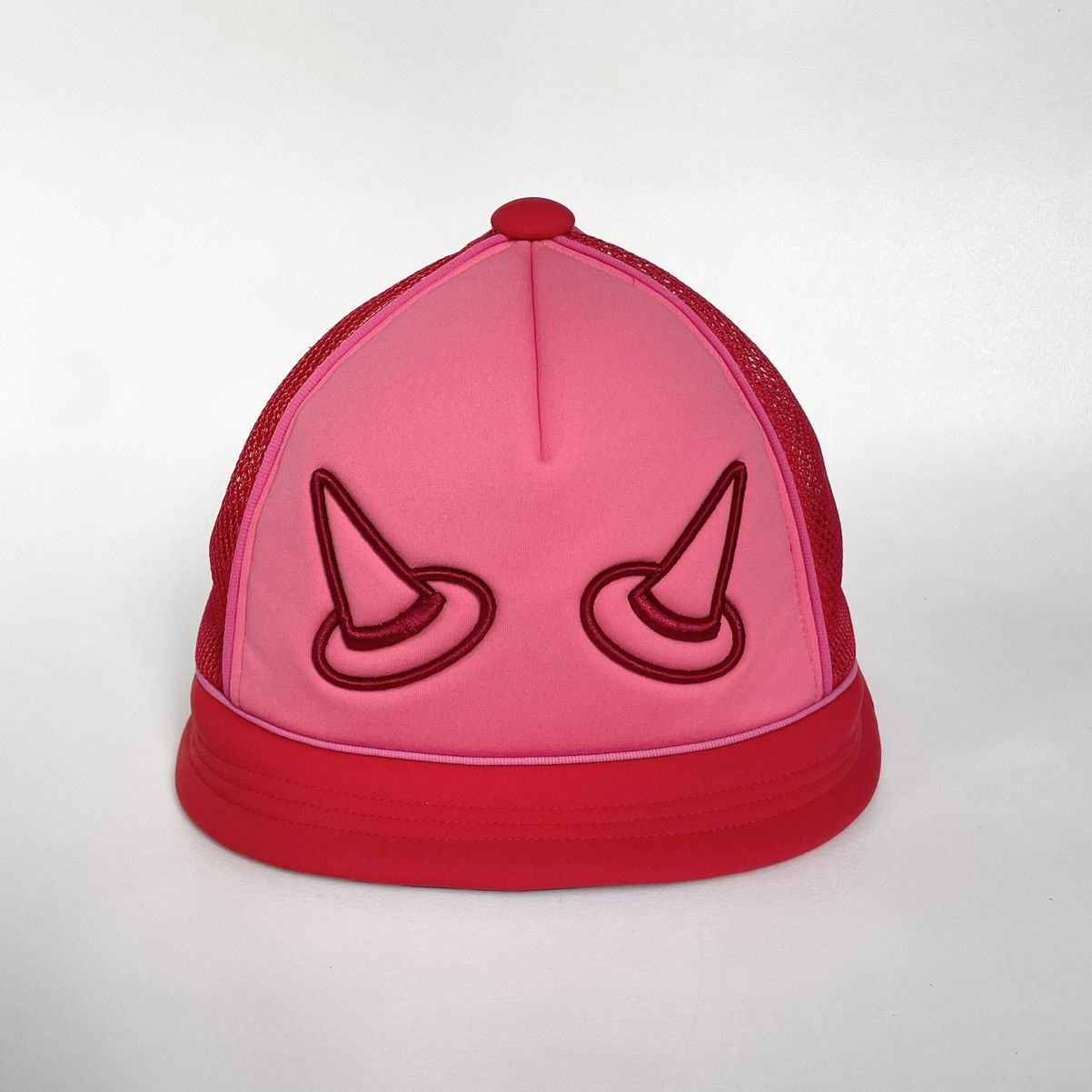 Comme des Garcons ‘Devil Horn’ Mesh Bucket Hat Size ONE SIZE - 14 Thumbnail