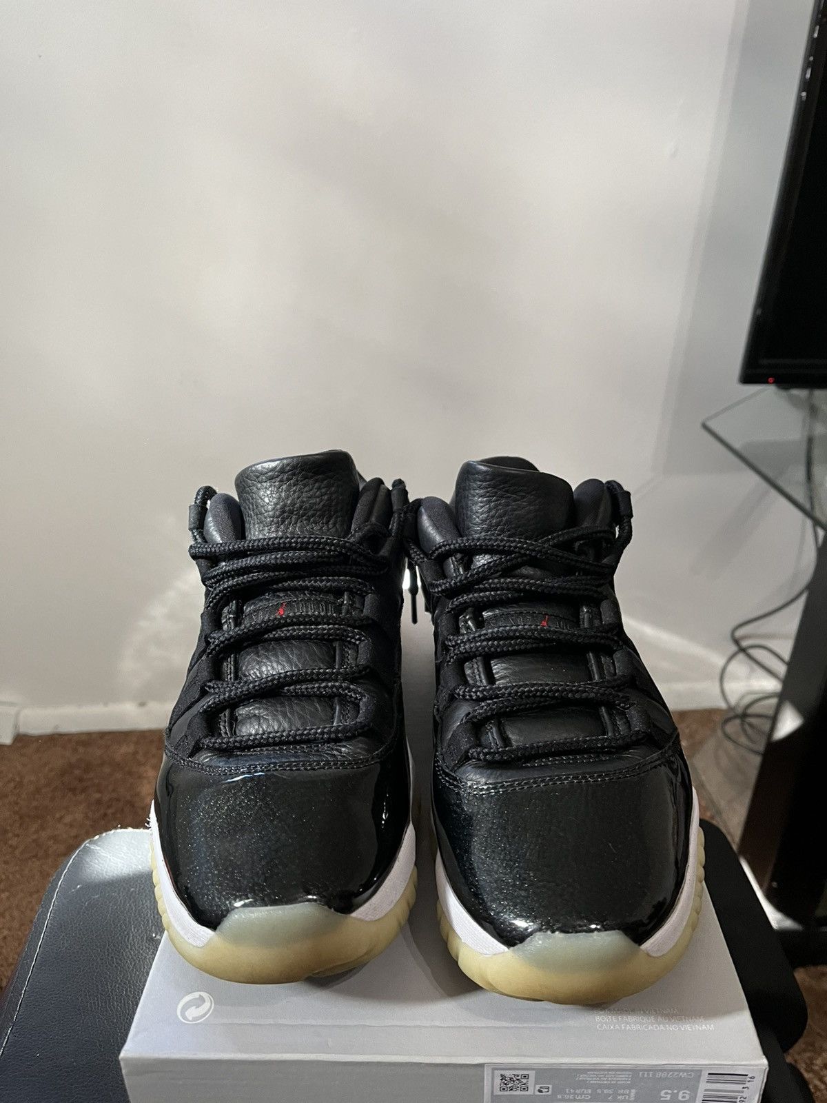 Jordan Brand Air Jordan 11 Retro Low Size US 8 / EU 41 - 3 Thumbnail