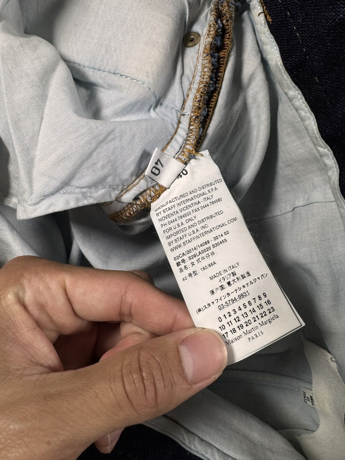 Maison Margiela FW14 Maison Margiela ‘Destroy’ Raw Indigo Exposed-Weft Denim Size US 32 / EU 48 - 13 Thumbnail