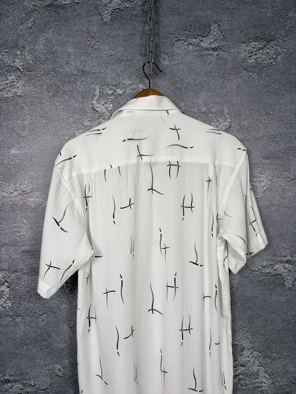 Versace Versace Vintage White Short Sleeve Pattern Shirt Size M Size US M / EU 48-50 / 2 - 10 Thumbnail