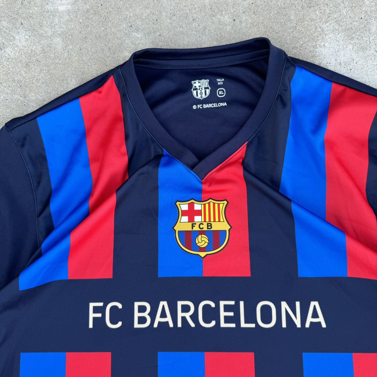 Adidas × Nike Vintage Y2K Blue FC Barcelona Soccer Jersey Kit Fits Large Size US XL / EU 56 / 4 - 2 Thumbnail