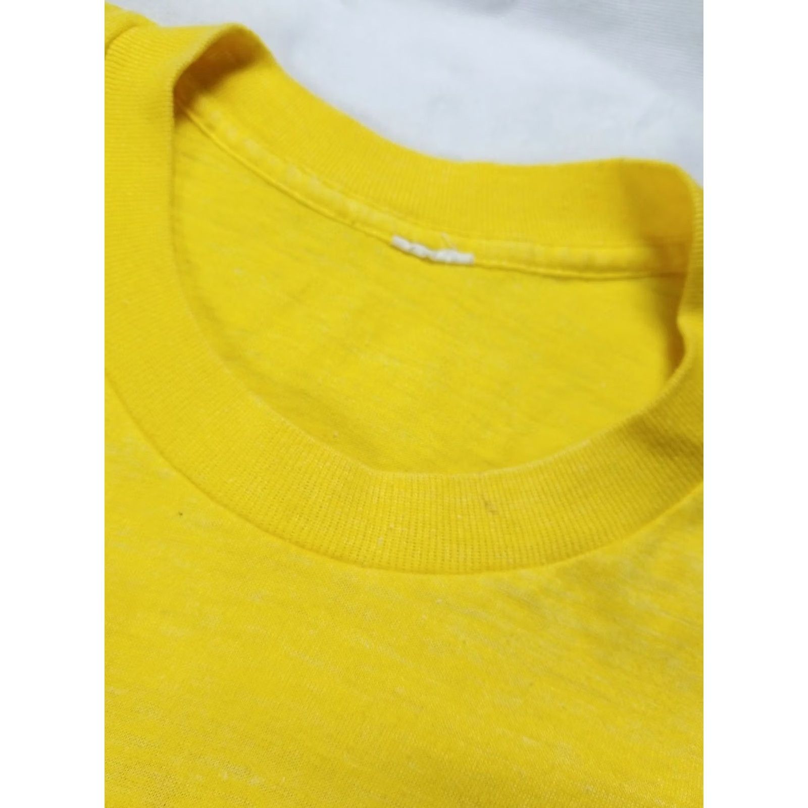 Vintage VINTAGE Pepsi 1981 CHALLENGE 10,000 METER SERIES RACE Yellow Philadelphia Graphic Tee Unisex Adult M/L Short Sleeve 1980s Size US M / EU 48-50 / 2 - 4 Thumbnail