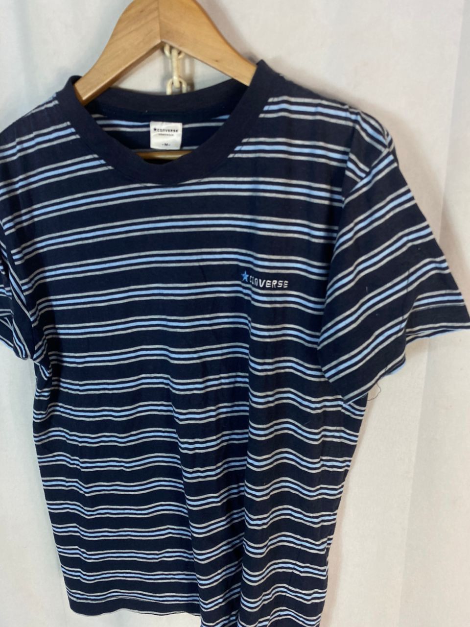Converse Unisex🔥Converse stripe tshirt Size US M / EU 48-50 / 2 - 2 Thumbnail
