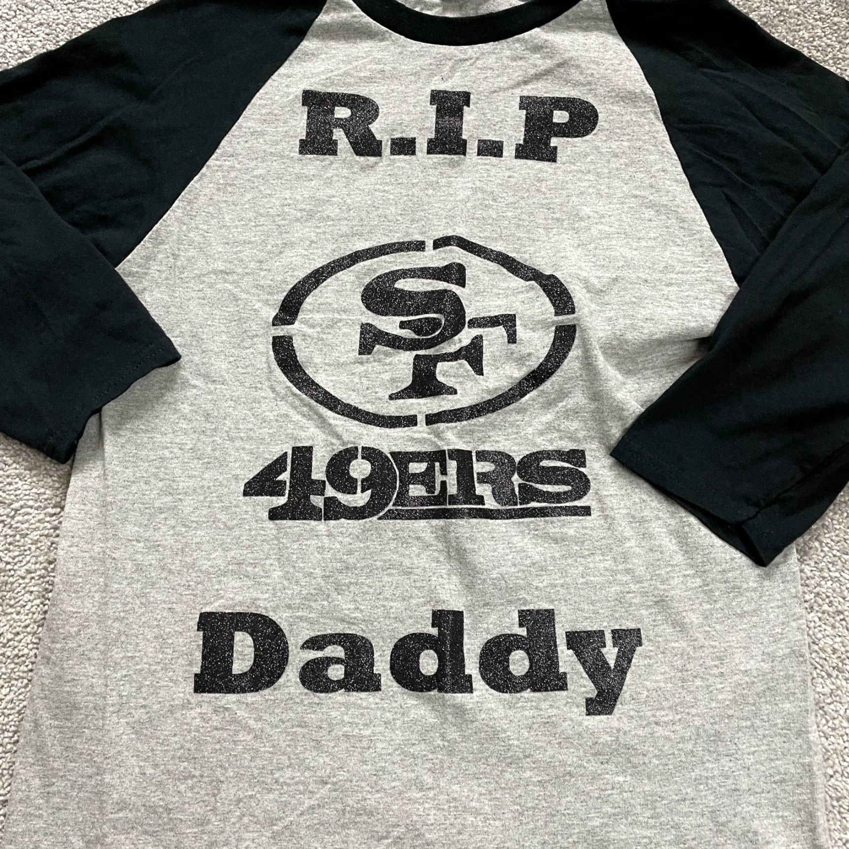 Gildan Gildan T-Shirt Heavy Cotton Graphic Raglan Tee Womens Small Gray Black 49ers NFL Size S / US 4 / IT 40 - 3 Thumbnail