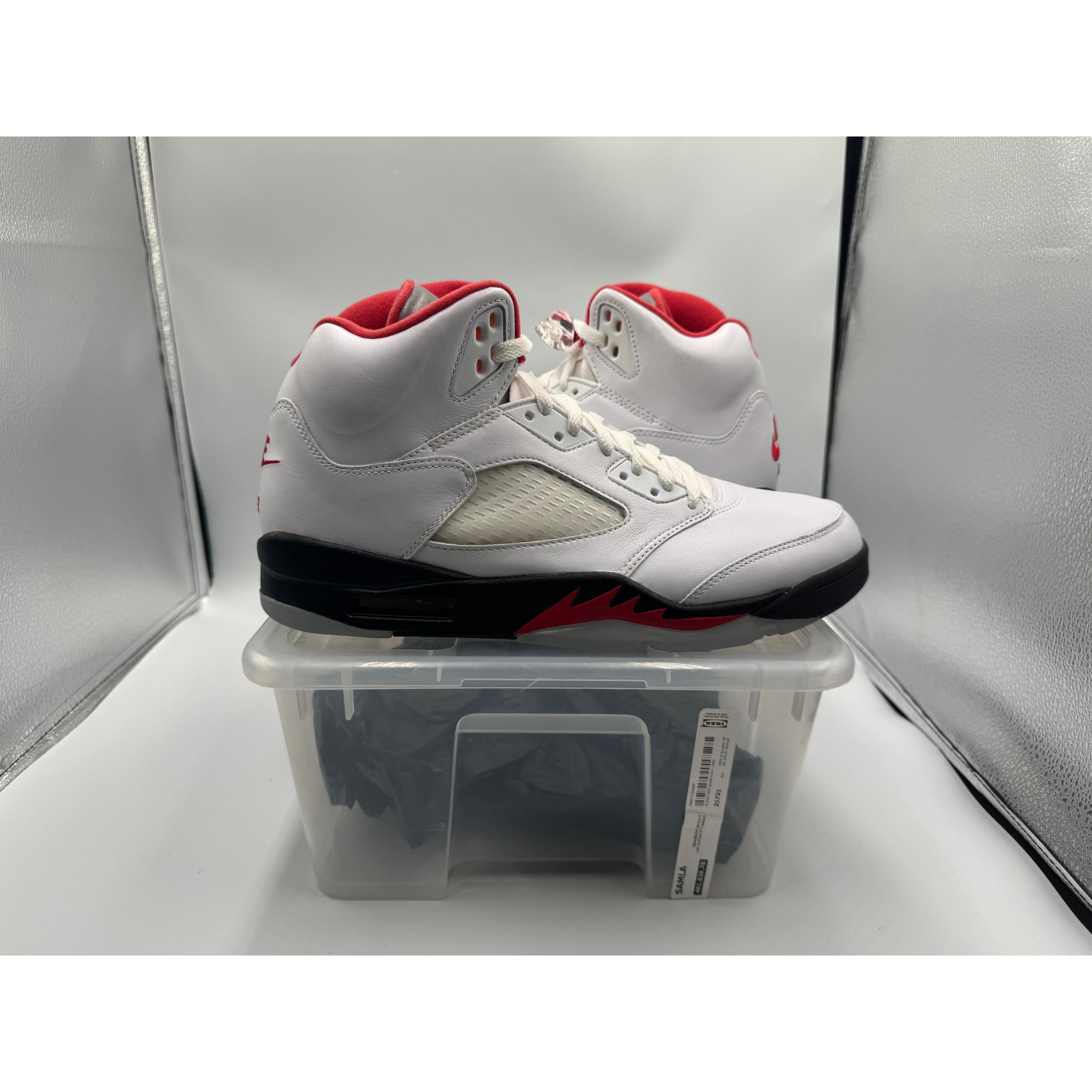 Jordan Brand PRE OWNED Air Jordan Retro 5 "Fire Red" 2020 Conditional Size US 11 / EU 44 - 1 Thumbnail