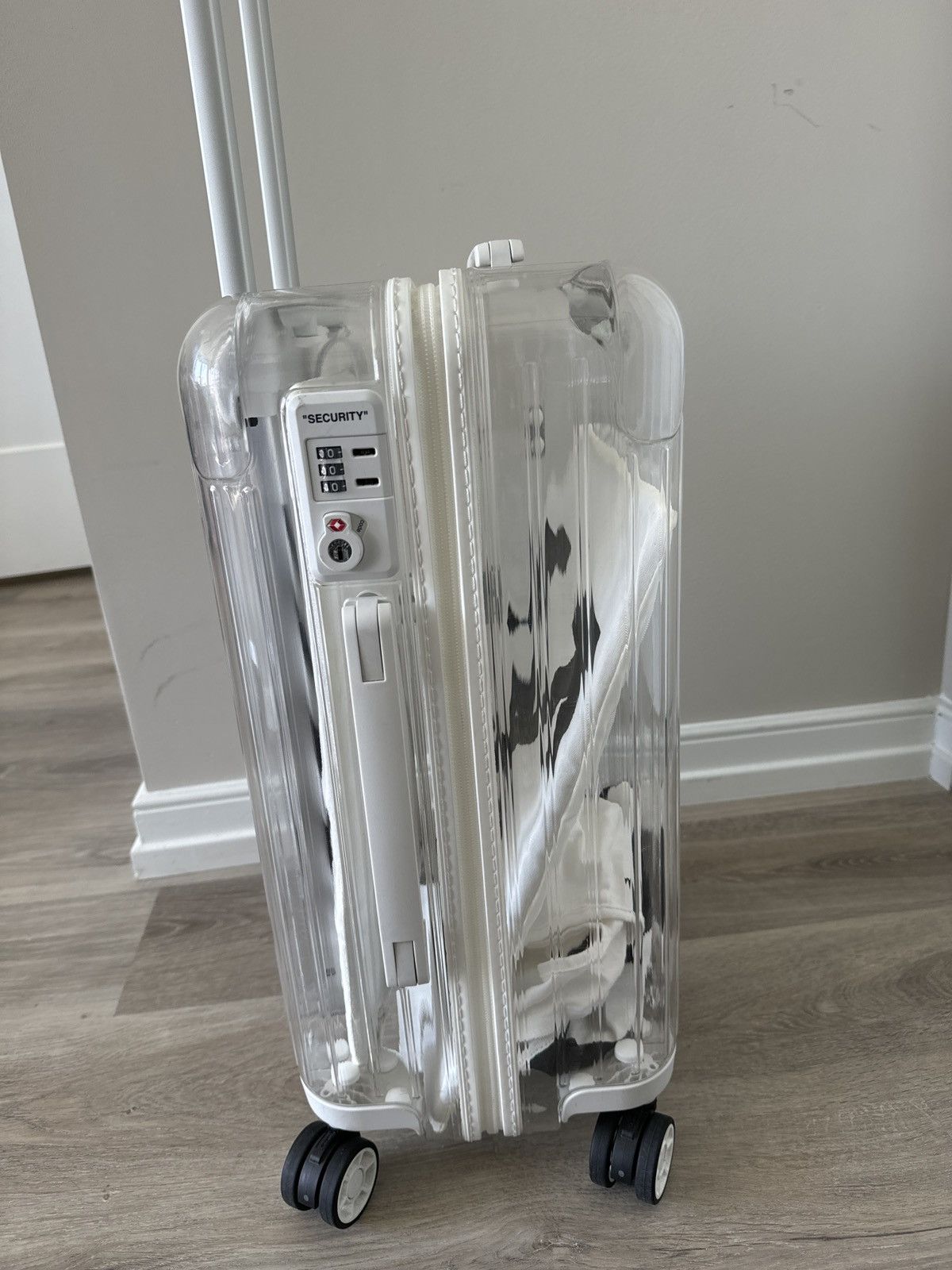 Off-White Rimowa x Off White Collab Size ONE SIZE - 4 Thumbnail