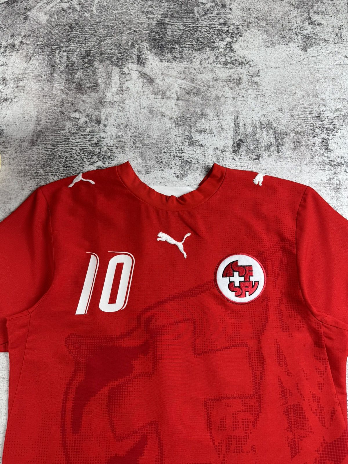 Puma Switzerland Swiss 2006/2008 Vintage #10 Pascal Red Soccer Football Shirt Jersey Size US S / EU 44-46 / 1 - 8 Thumbnail