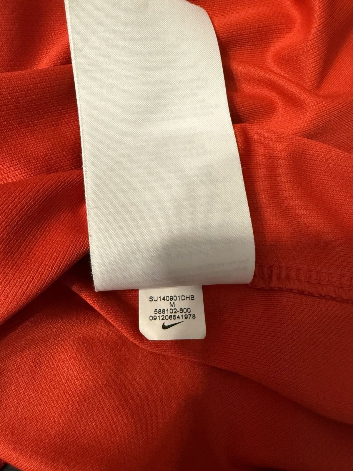 Nike Original England National Team Jersey by Nike – Size M Size US M / EU 48-50 / 2 - 5 Thumbnail