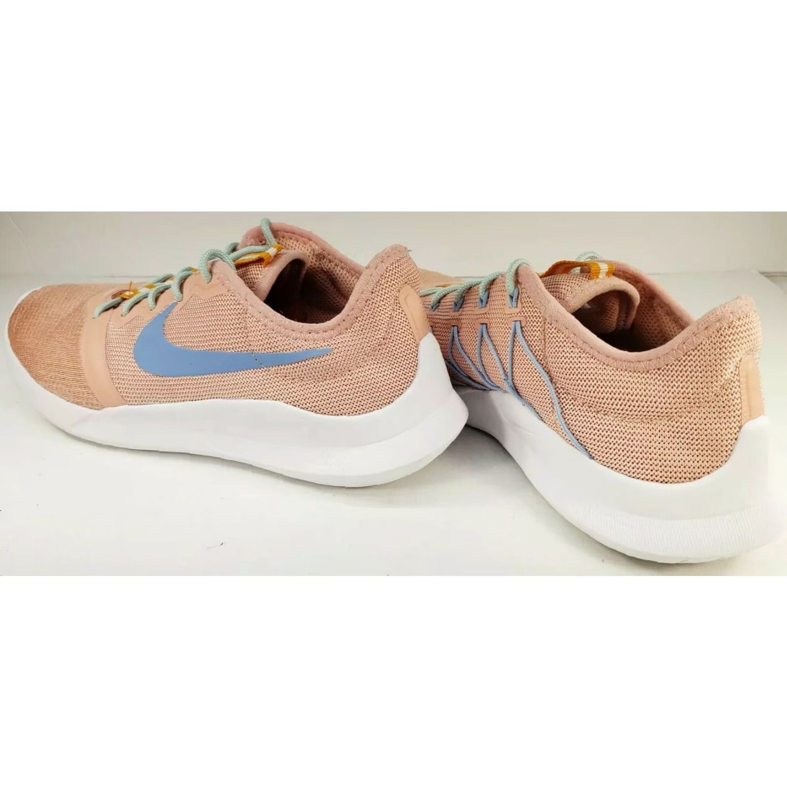 Nike VINTAGE Nike VTR Coral Orange Stardust Canvas Sneakers Womens 6.5M AT4345 600 Size US 7 / IT 37 - 7 Thumbnail