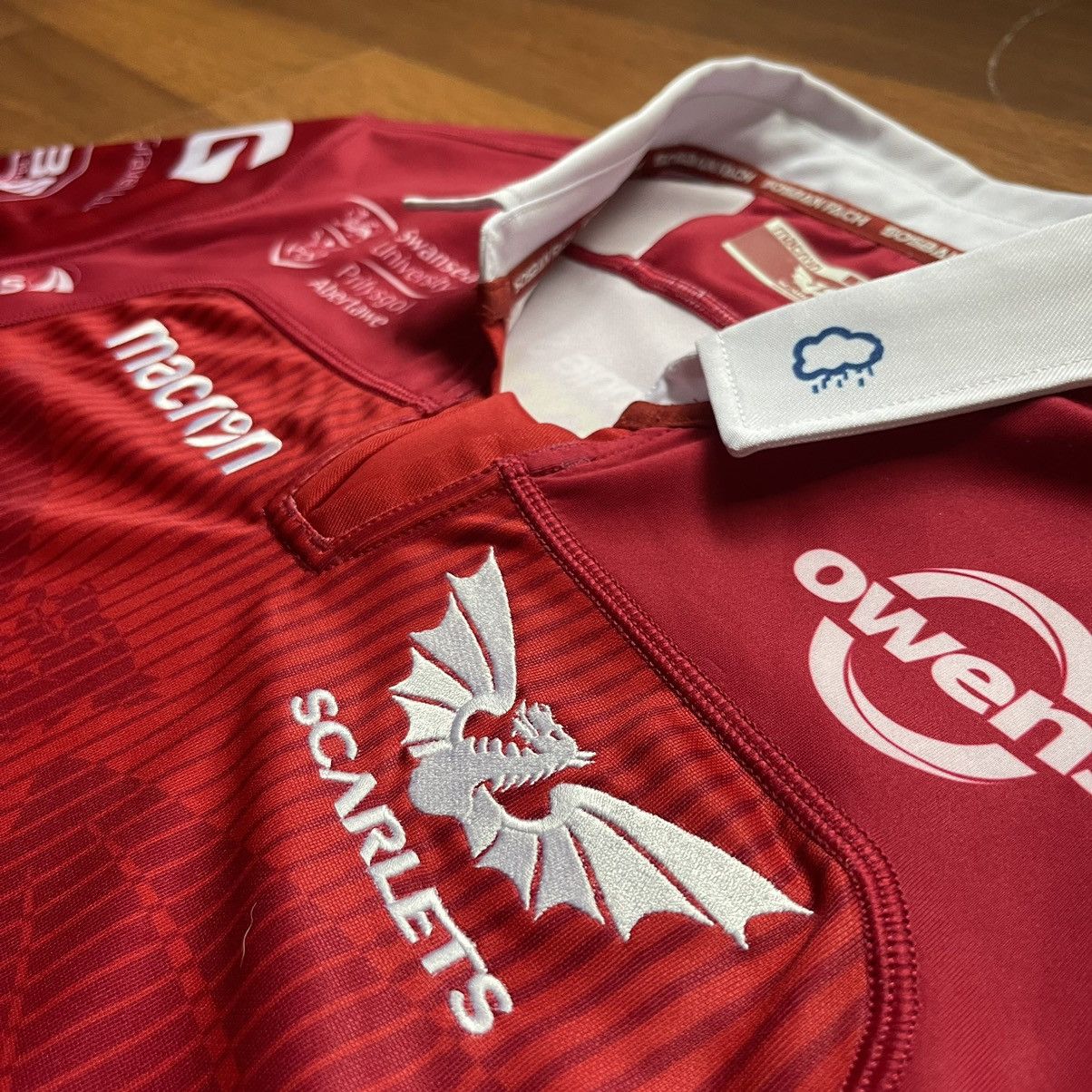 Macron × Vintage NWT SCARLETS MACRON 2018/2019 RUGBY HOME JERSEY Size US XL / EU 56 / 4 - 4 Thumbnail