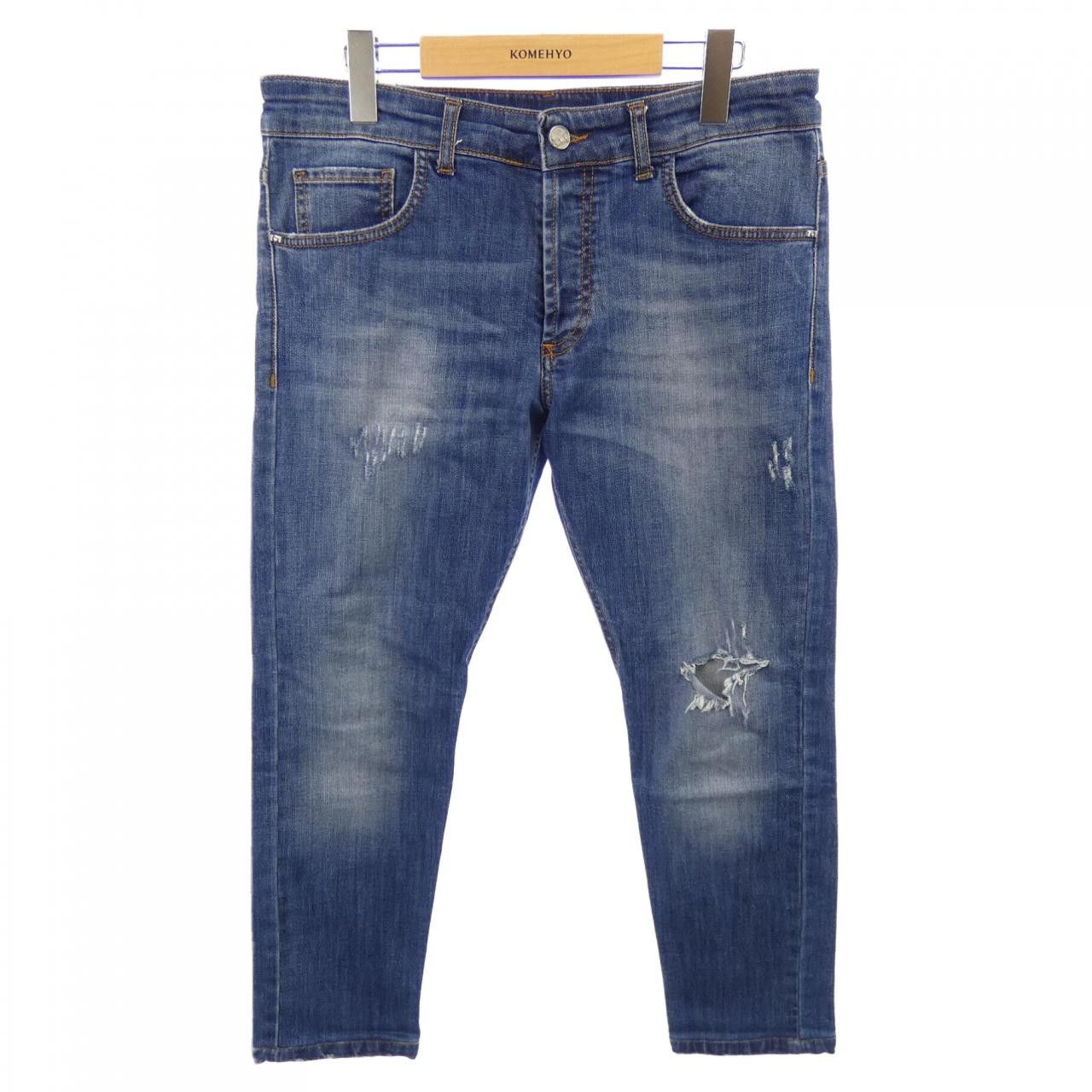 Other Other Entre Amis Jeans Denim Jeans DUTY FREE for USA Size ONE SIZE - 1 Thumbnail