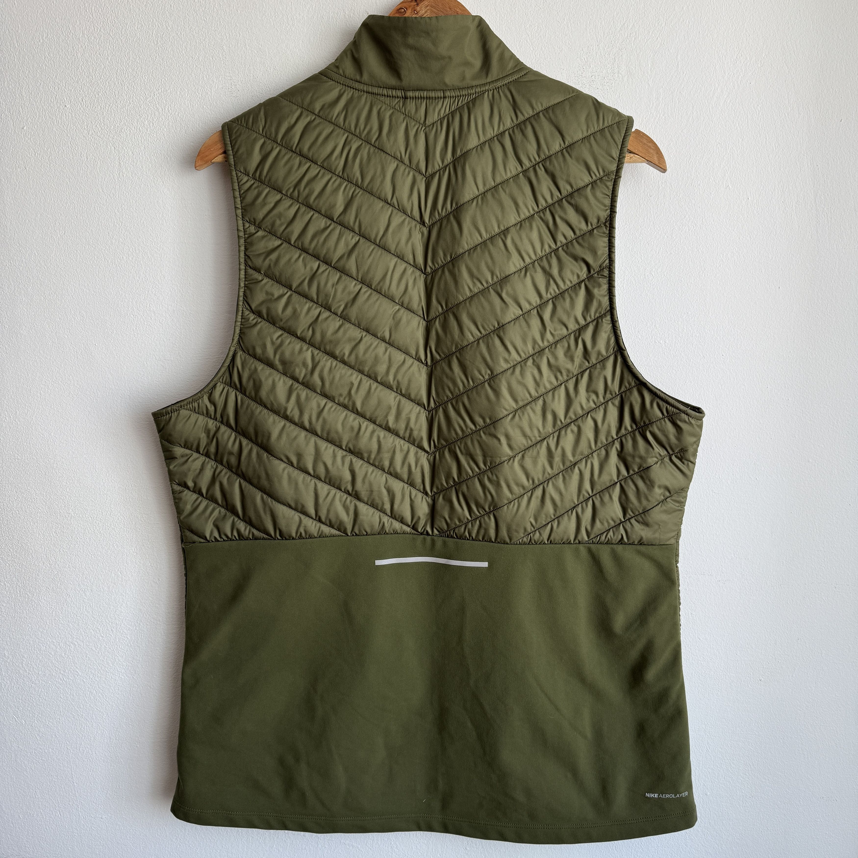 Nike Share Nike Aerolayer Running Gilet Vest Mens L Size US L / EU 52-54 / 3 - 10 Thumbnail