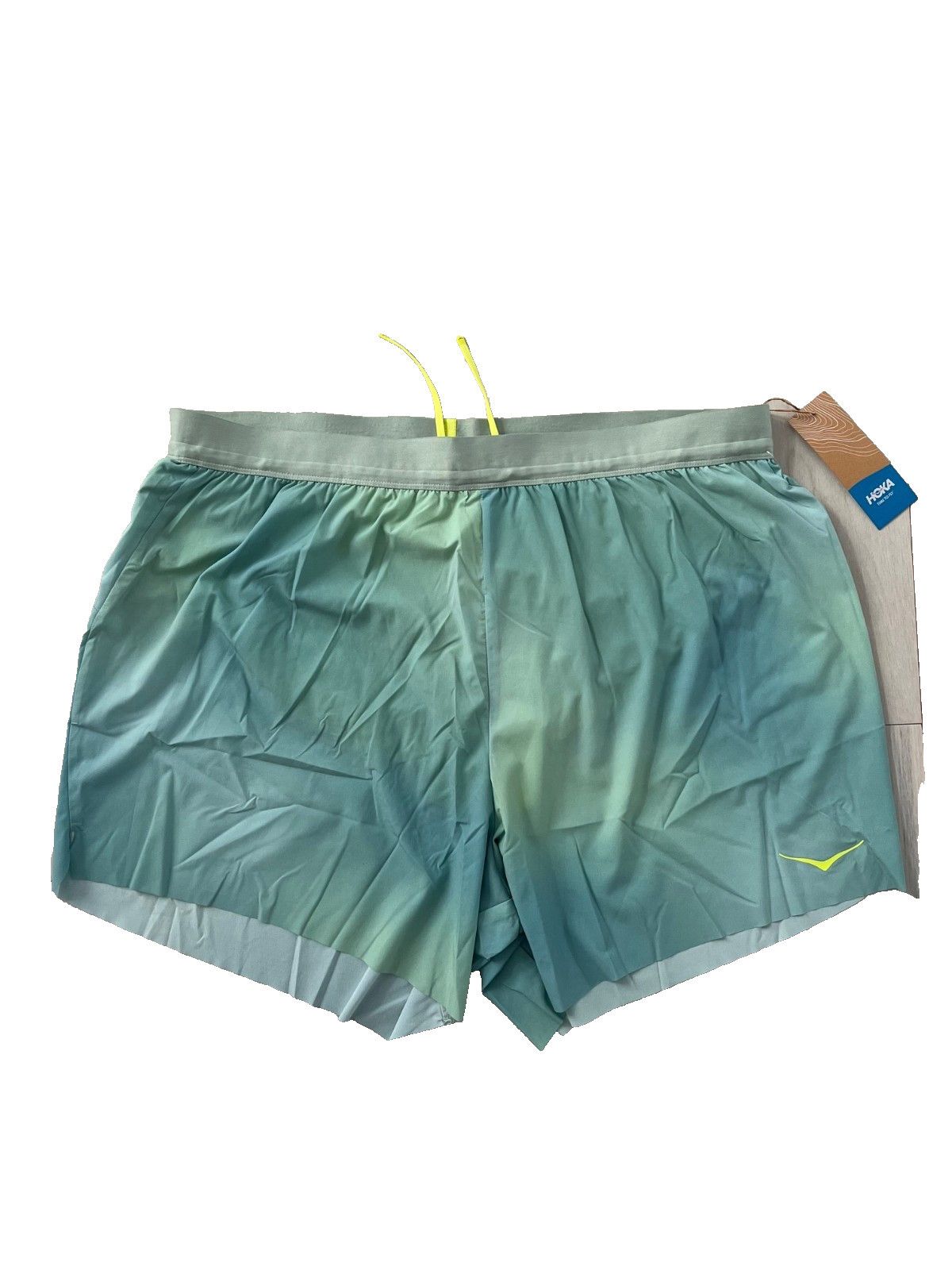 Hoka Hoka Glide 5" Shorts with Brief Tart Apple Mist ( XL ) Size US 36 / EU 52 - 1 Thumbnail