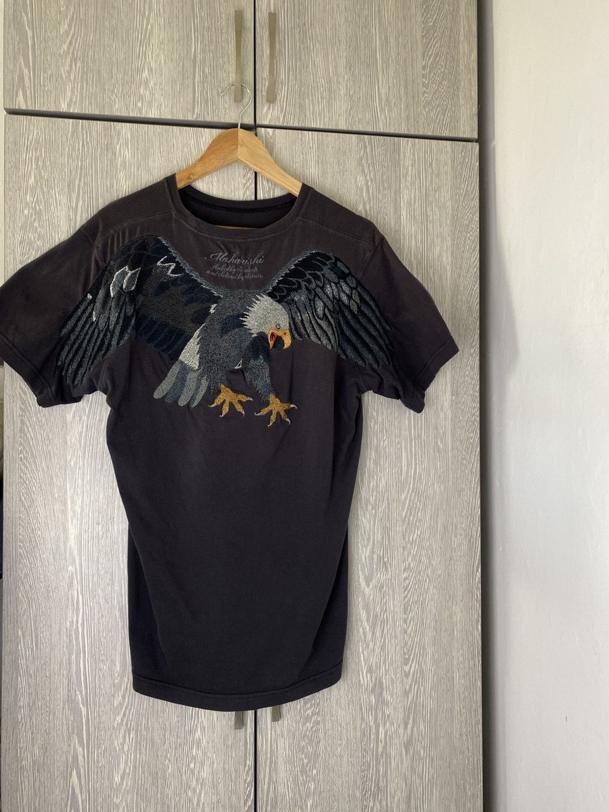 Japanese Brand 🗿Very rare Maharishi Archive t-shirt falcon Size US XL / EU 56 / 4 - 1 Thumbnail