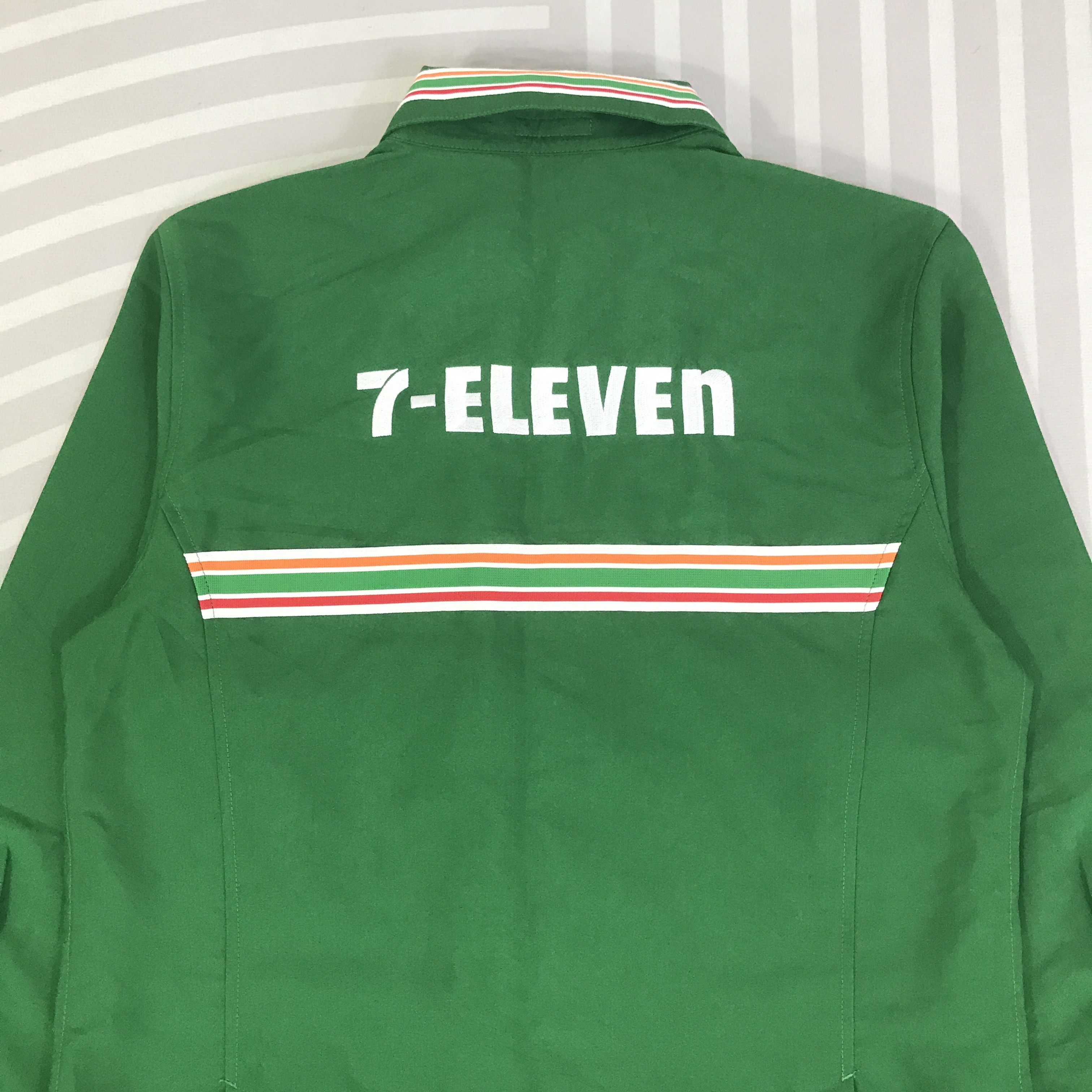 Japanese Brand Vintage 7-Eleven Staff Japan shirt Jacket K124B18 Size US M / EU 48-50 / 2 - 4 Thumbnail