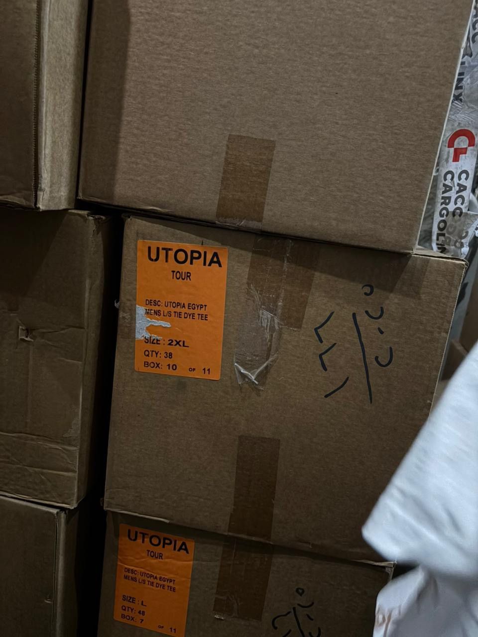 Travis Scott CANCELLED UTOPIA EGYPT MERCH 🇪🇬 Size US L / EU 52-54 / 3 - 7 Thumbnail