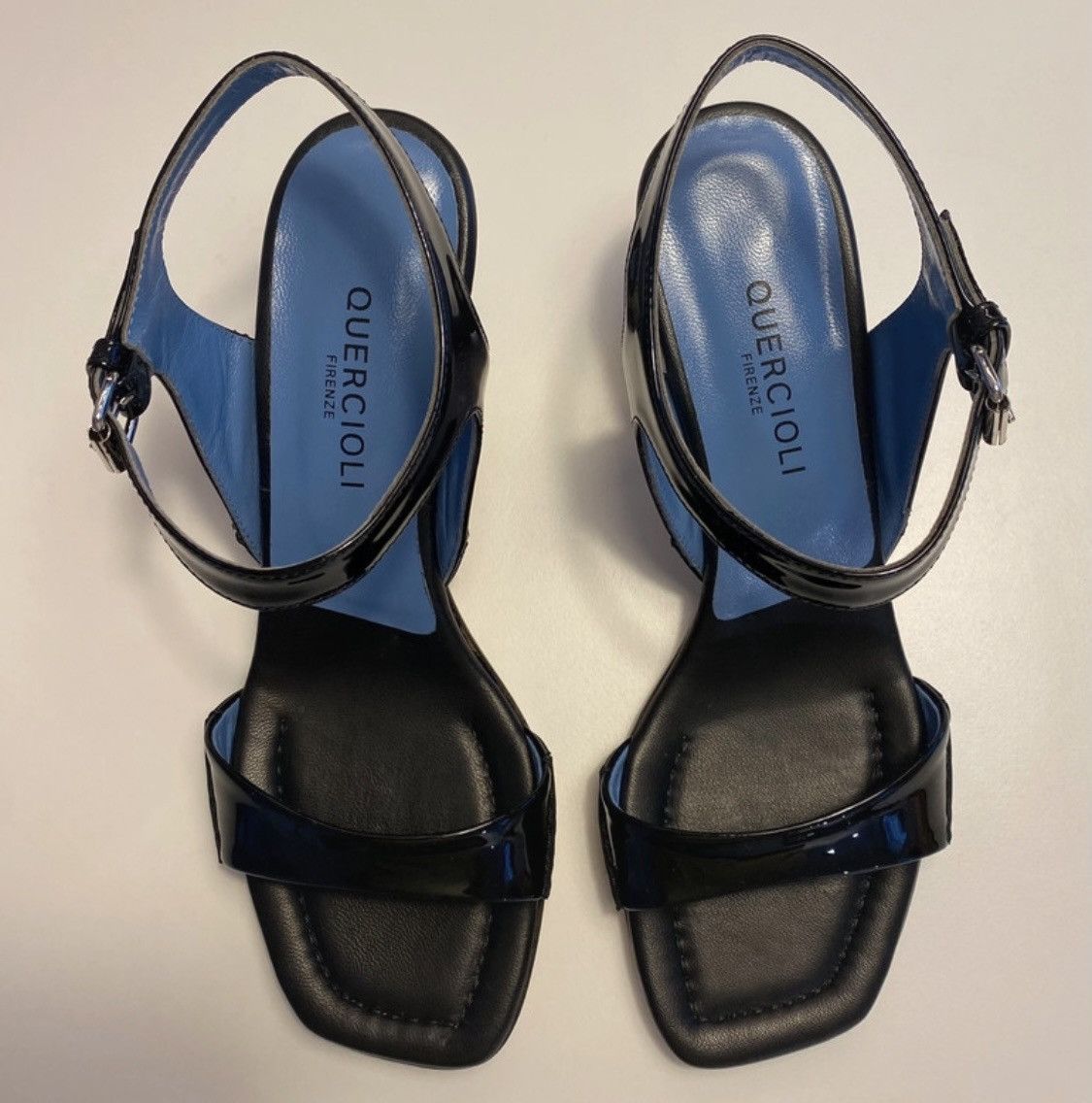 Quercioli Sandals in patent calfskin Size US 7 / IT 37 - 2 Thumbnail